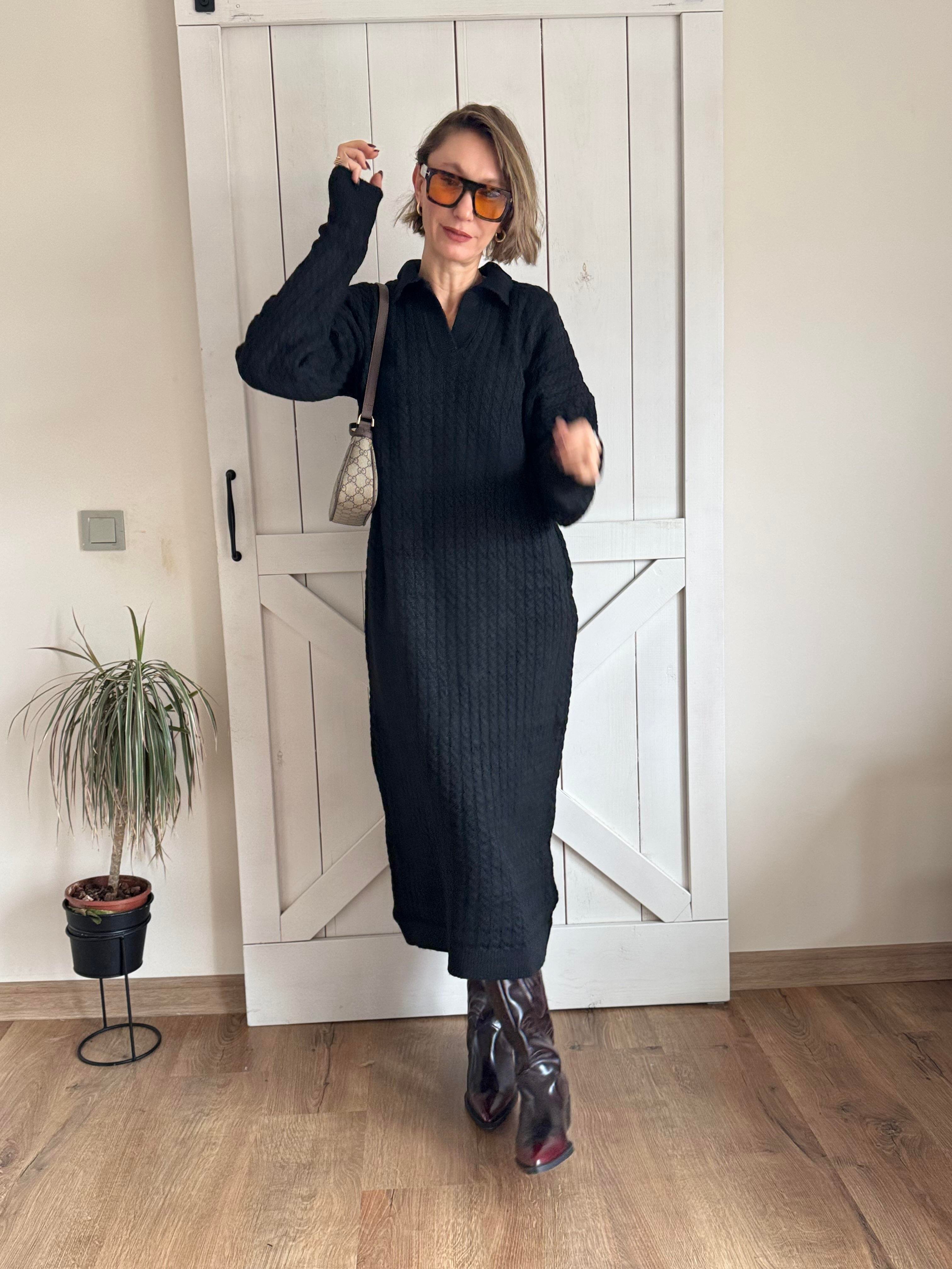 Md Siyah Polo Yaka Elbise