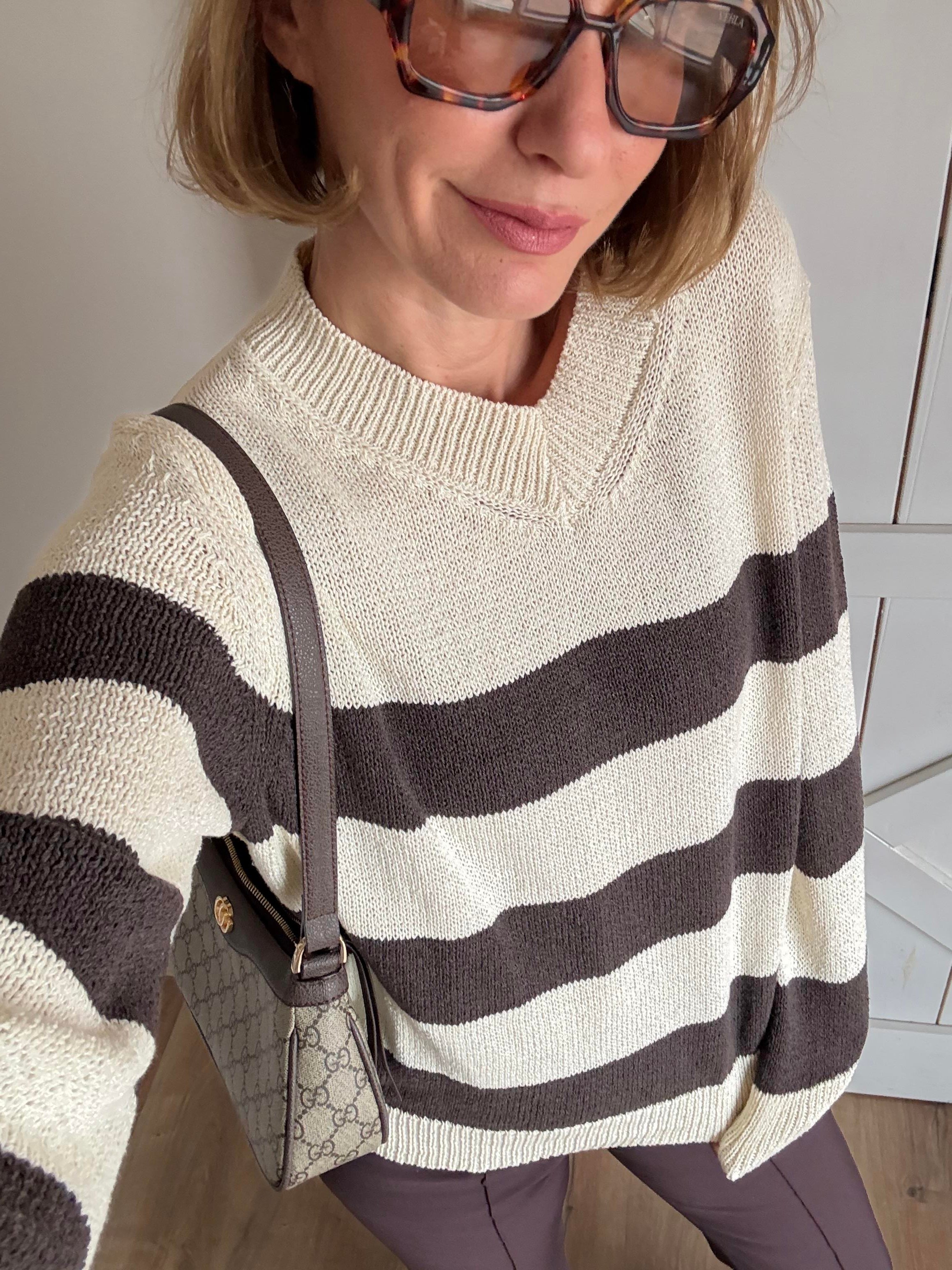 Merserize Kahve Çizgili V Yaka Massi Triko