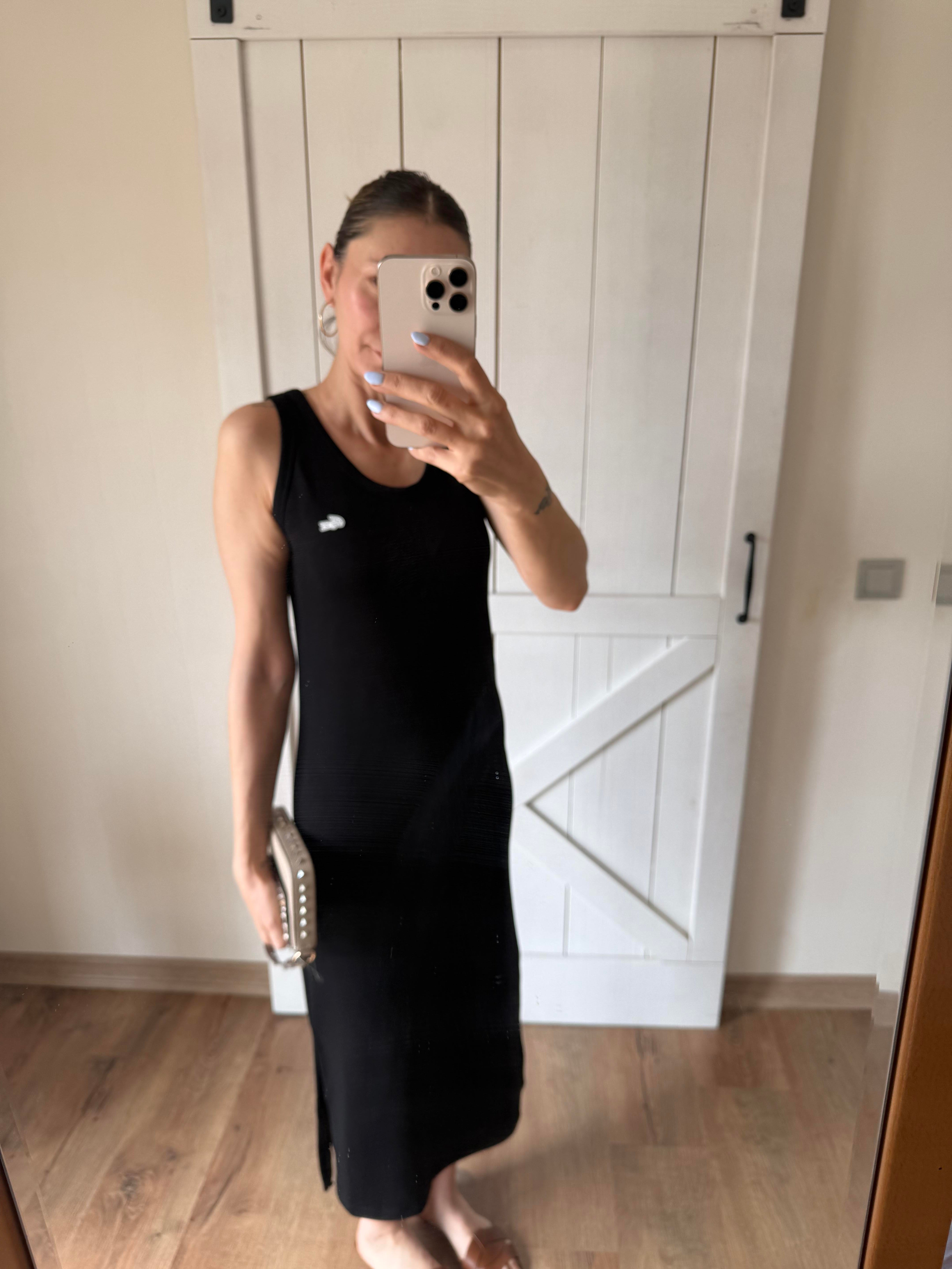 Modal Kalın Askılı Siyah Elbise