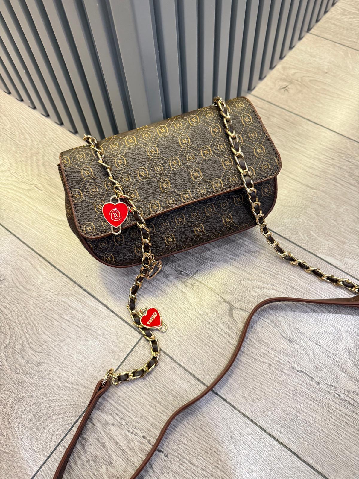 Monogram Charmlı Çanta