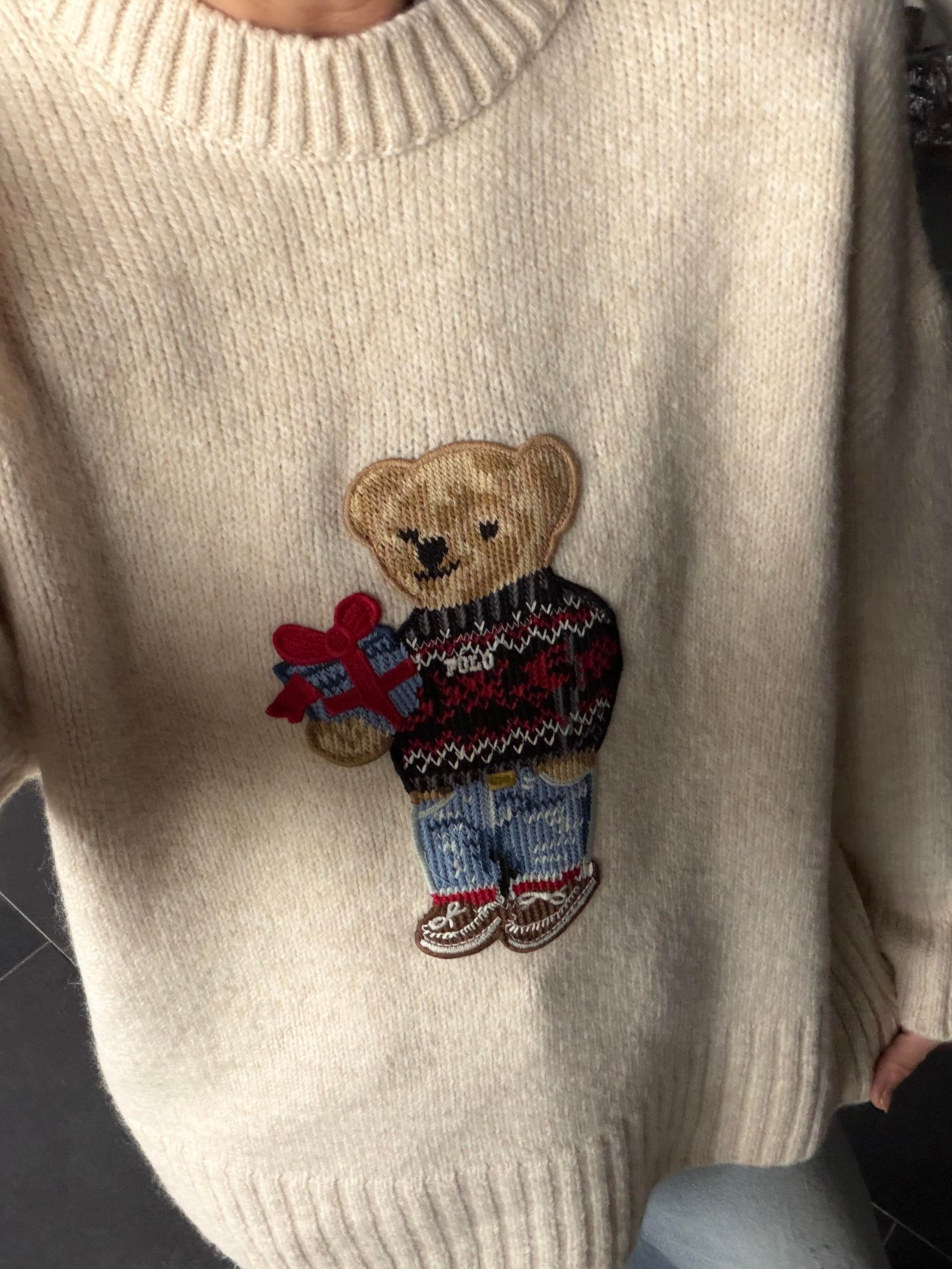 Nakış İşlemeli Ayıcıklı Kazak