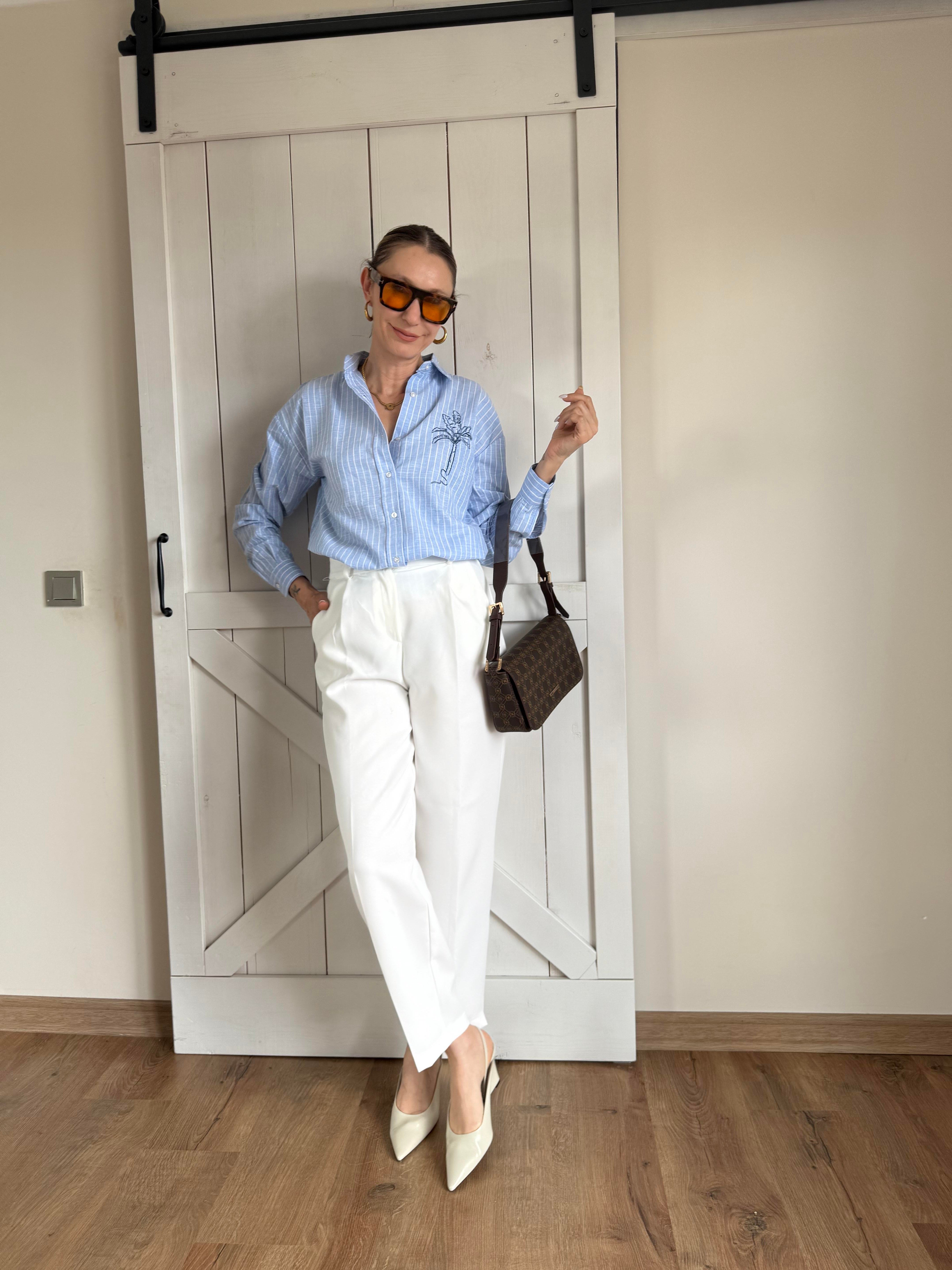 Nakış İşlemeli Gömlek