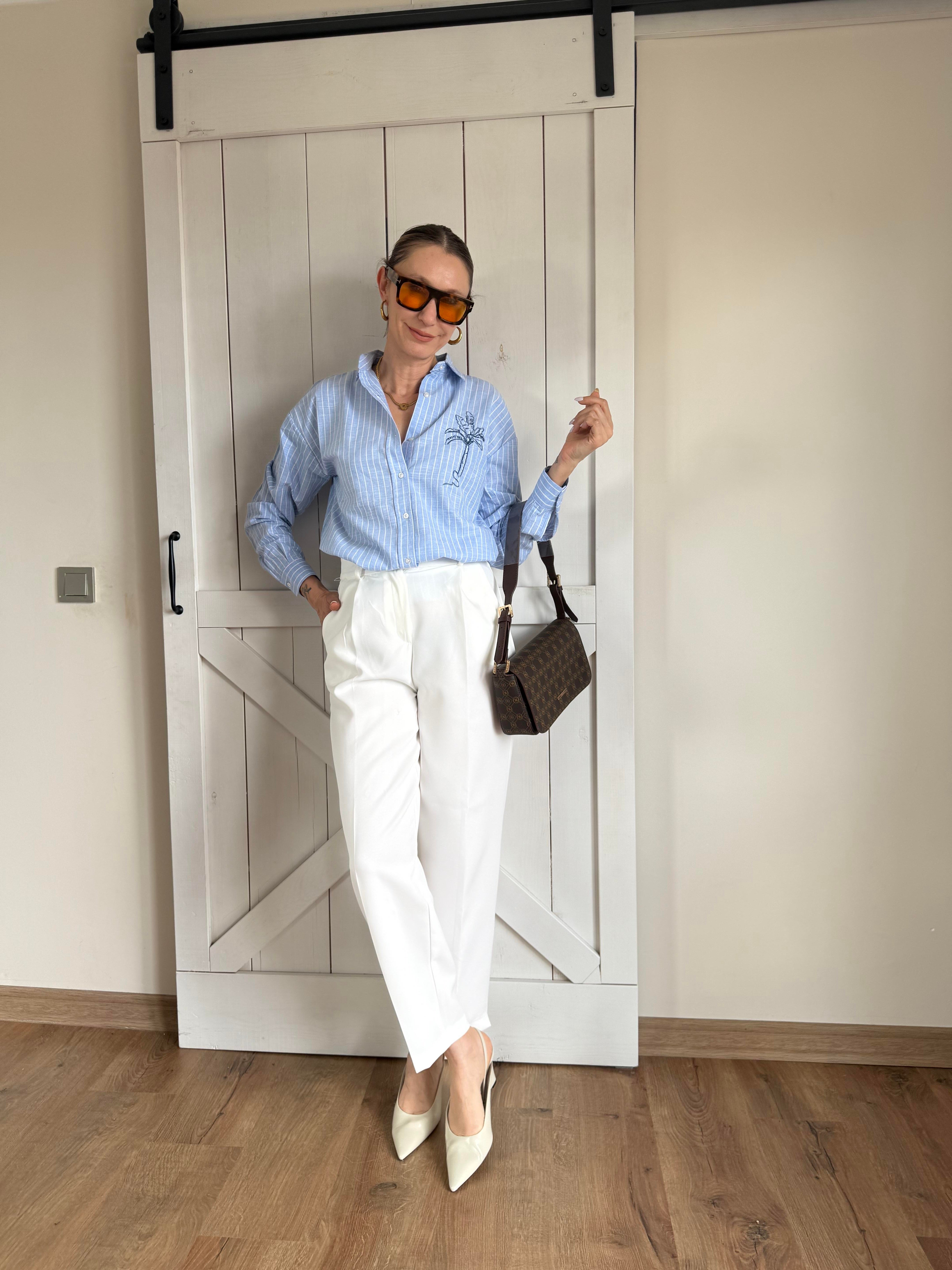 Nakış İşlemeli Gömlek