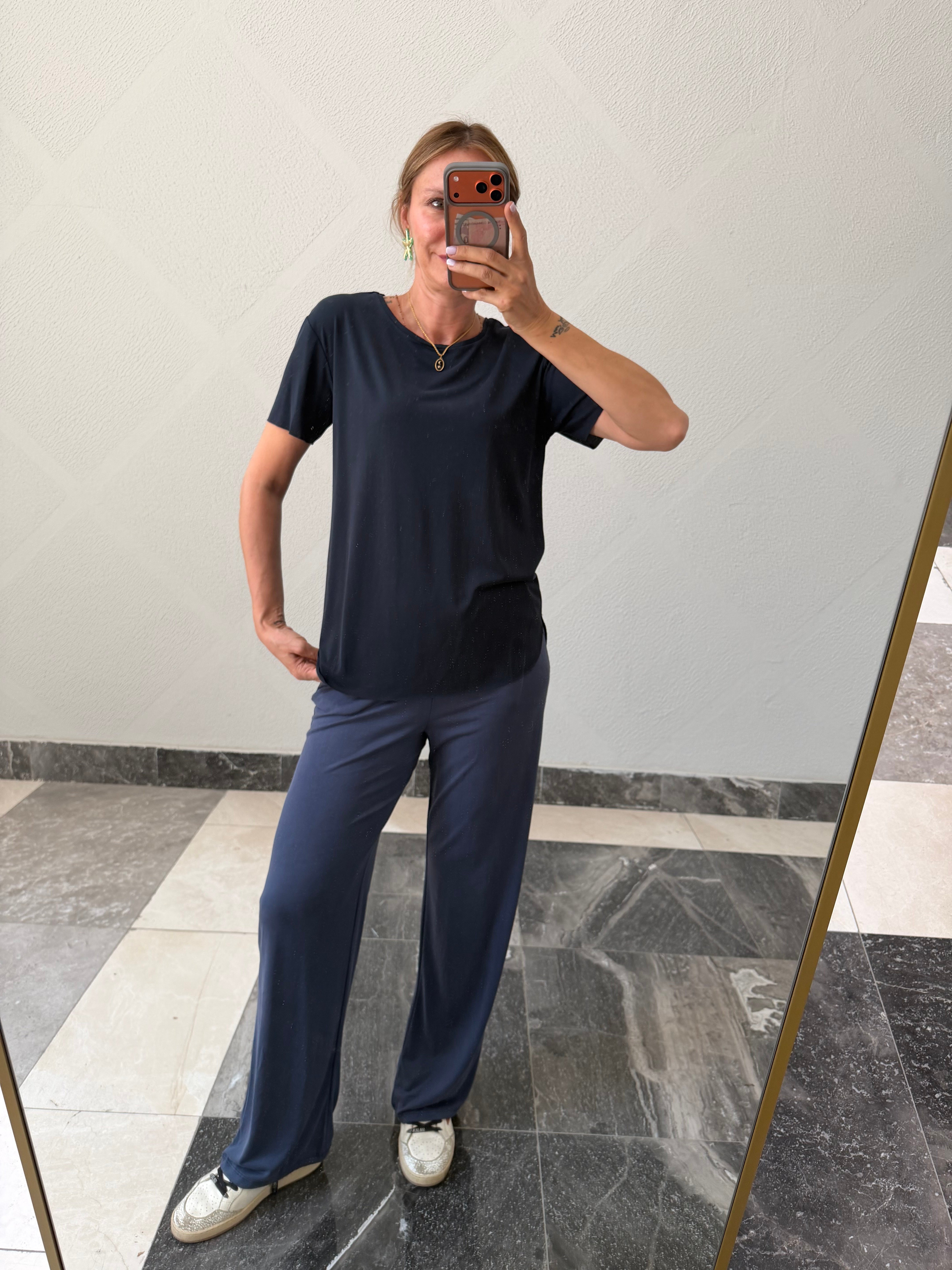 Oyş  Etek Ucu Dalgalı Koyu Laci Tshirt