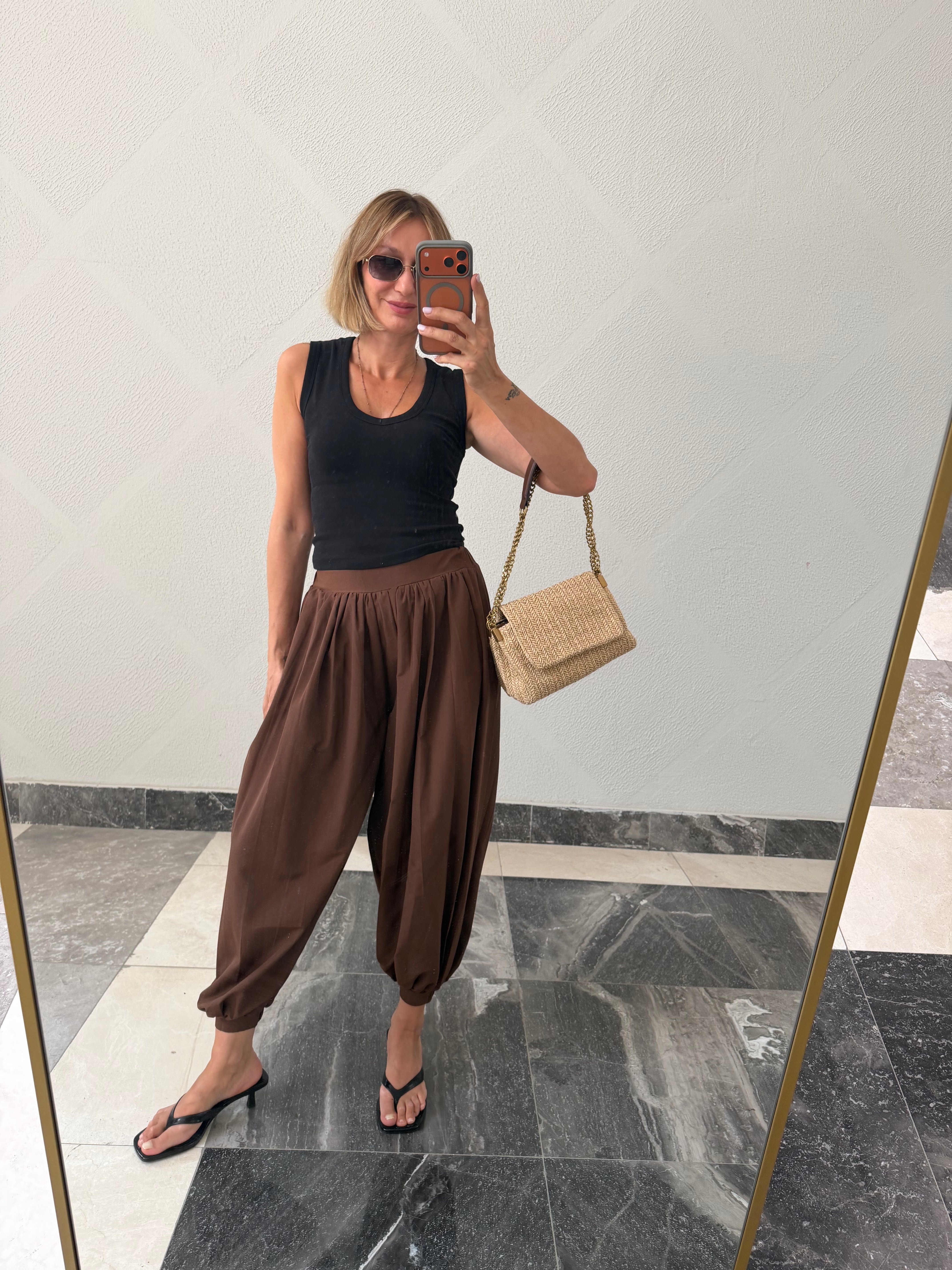 Oyş Kahve Şalvar Model Paçası Lastikli Pantolon