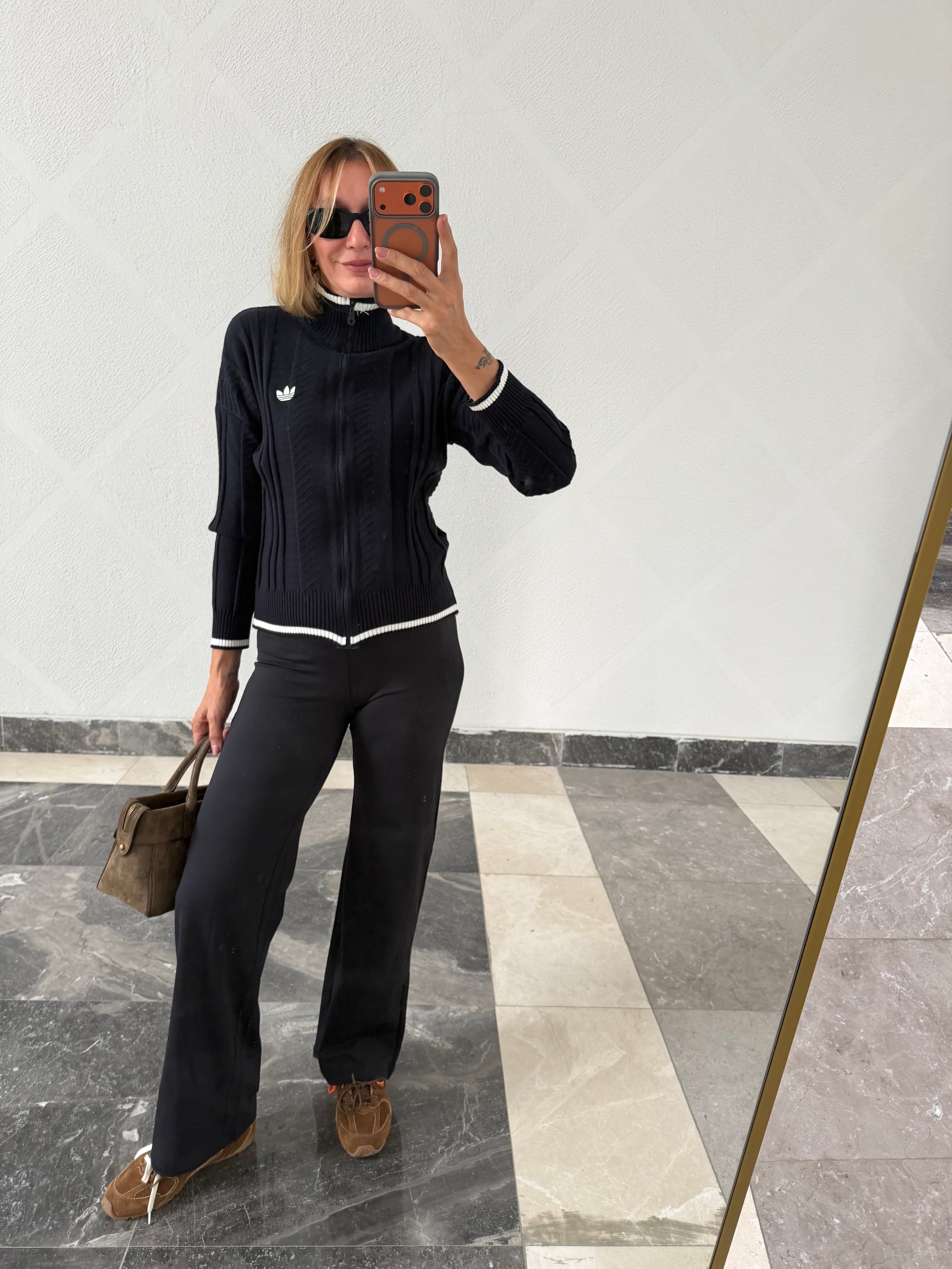 Oyş Siyah Comfortlux Yüksek Belli Düz Kesim Pantolon