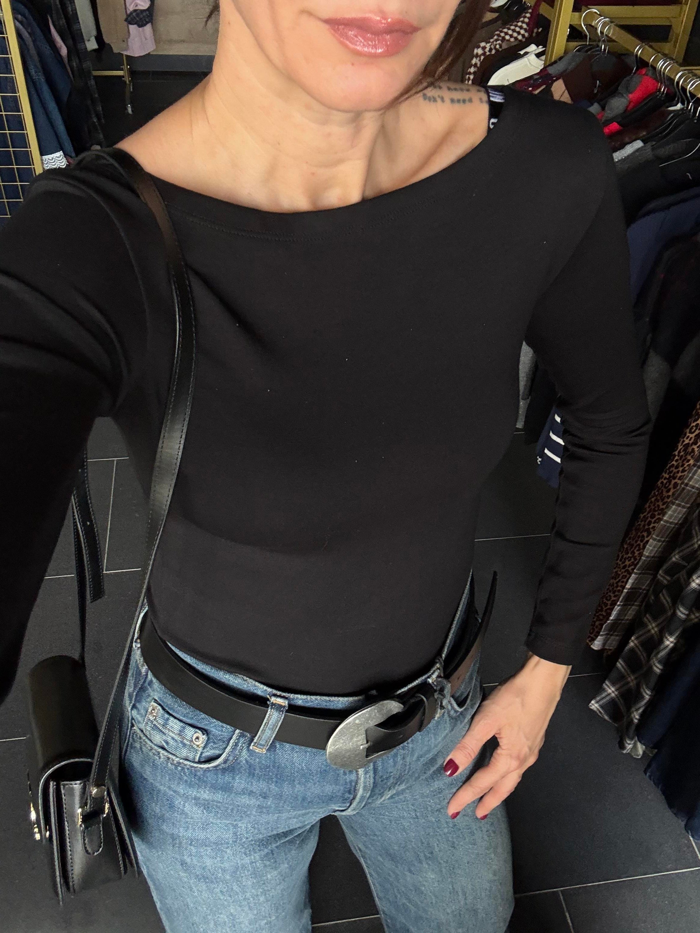 Oyş Siyah Kayık Yaka Modal Basic