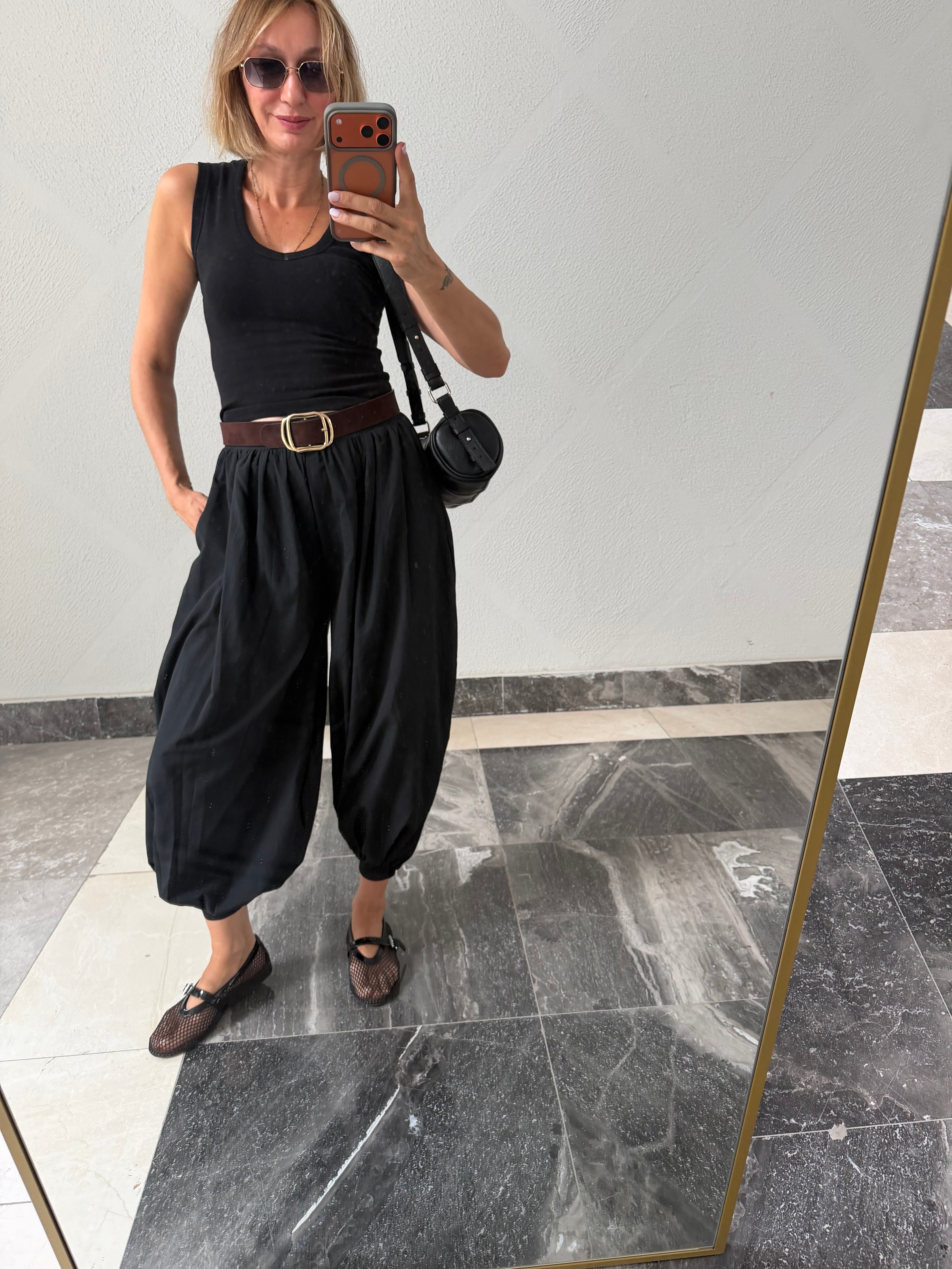 Oyş Siyah Şalvar Model Paçası Lastikli Pantolon