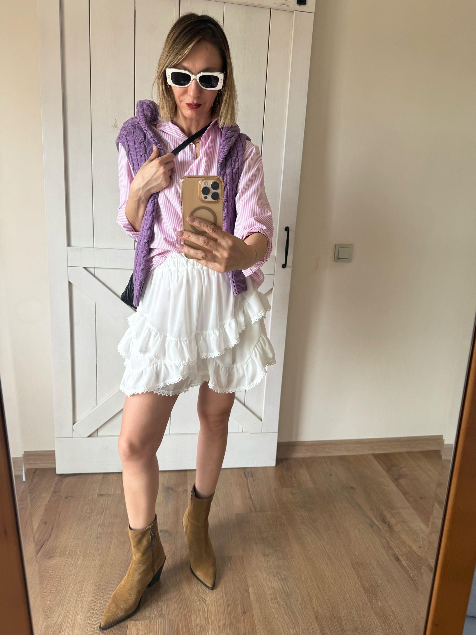 Pembe İnce Çizgili Rahat Kesim Gömlek