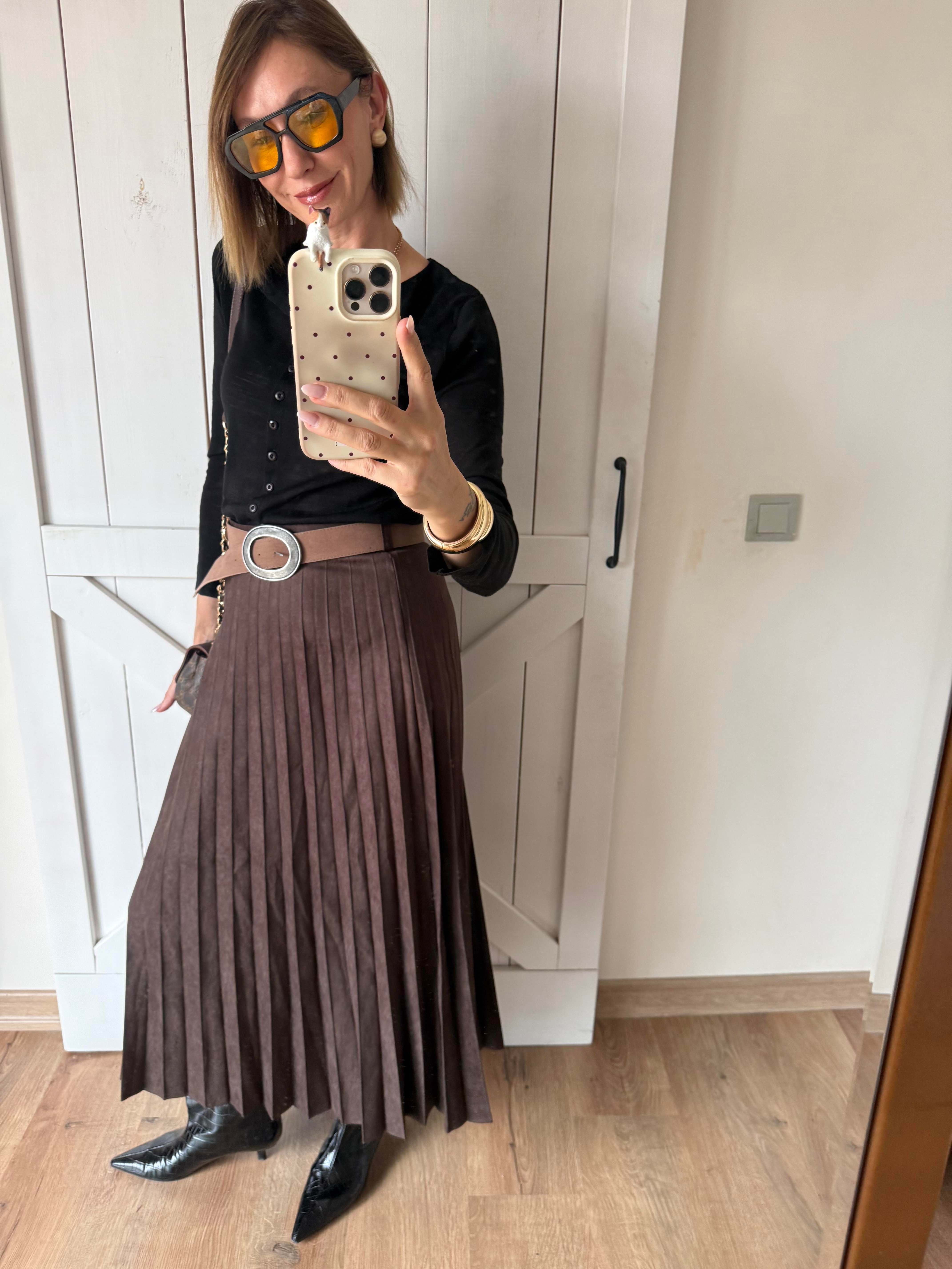 Piliseli Kemerli Süet Etek