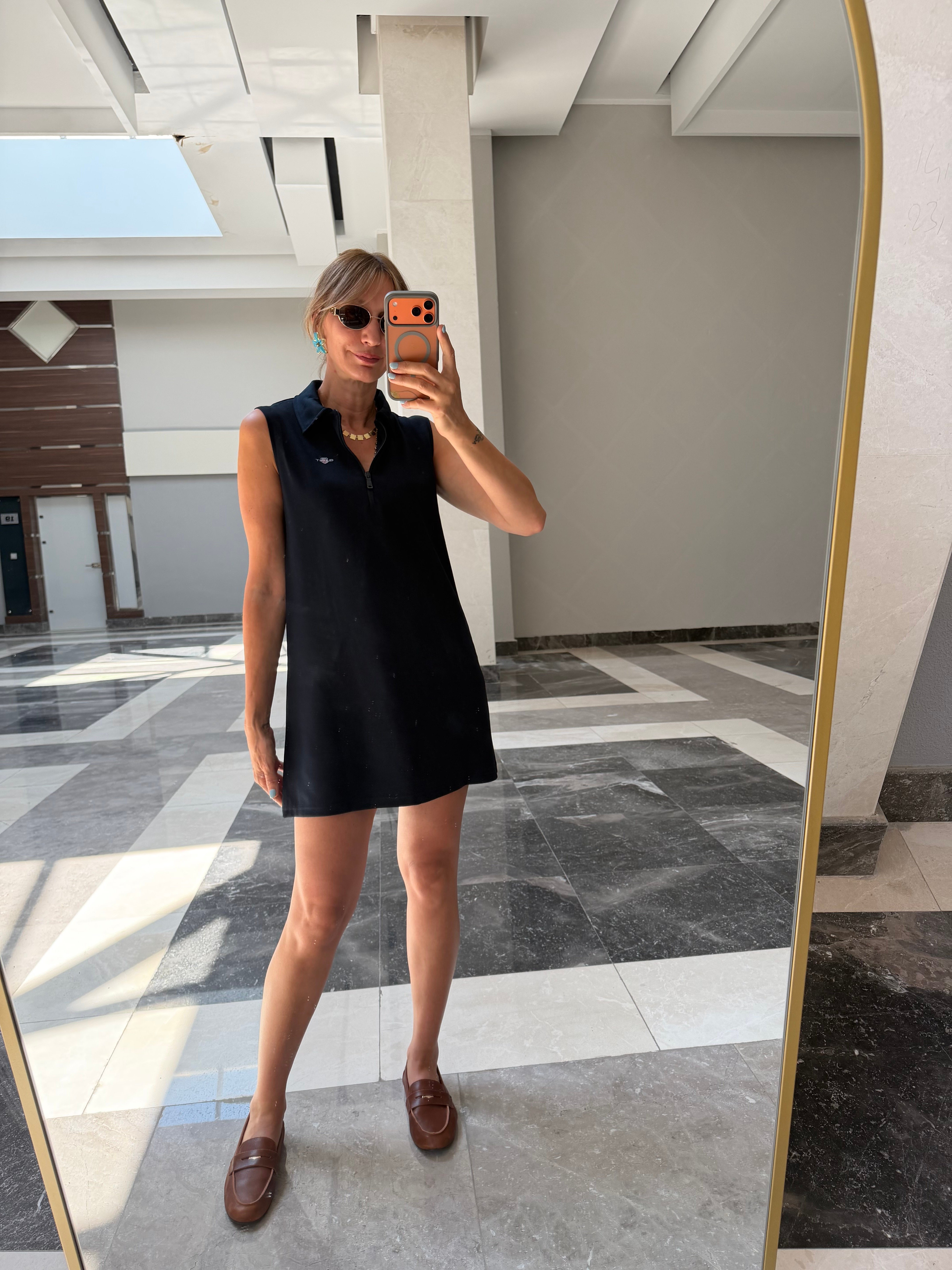 Polo Yaka Fermuarlı Elbise