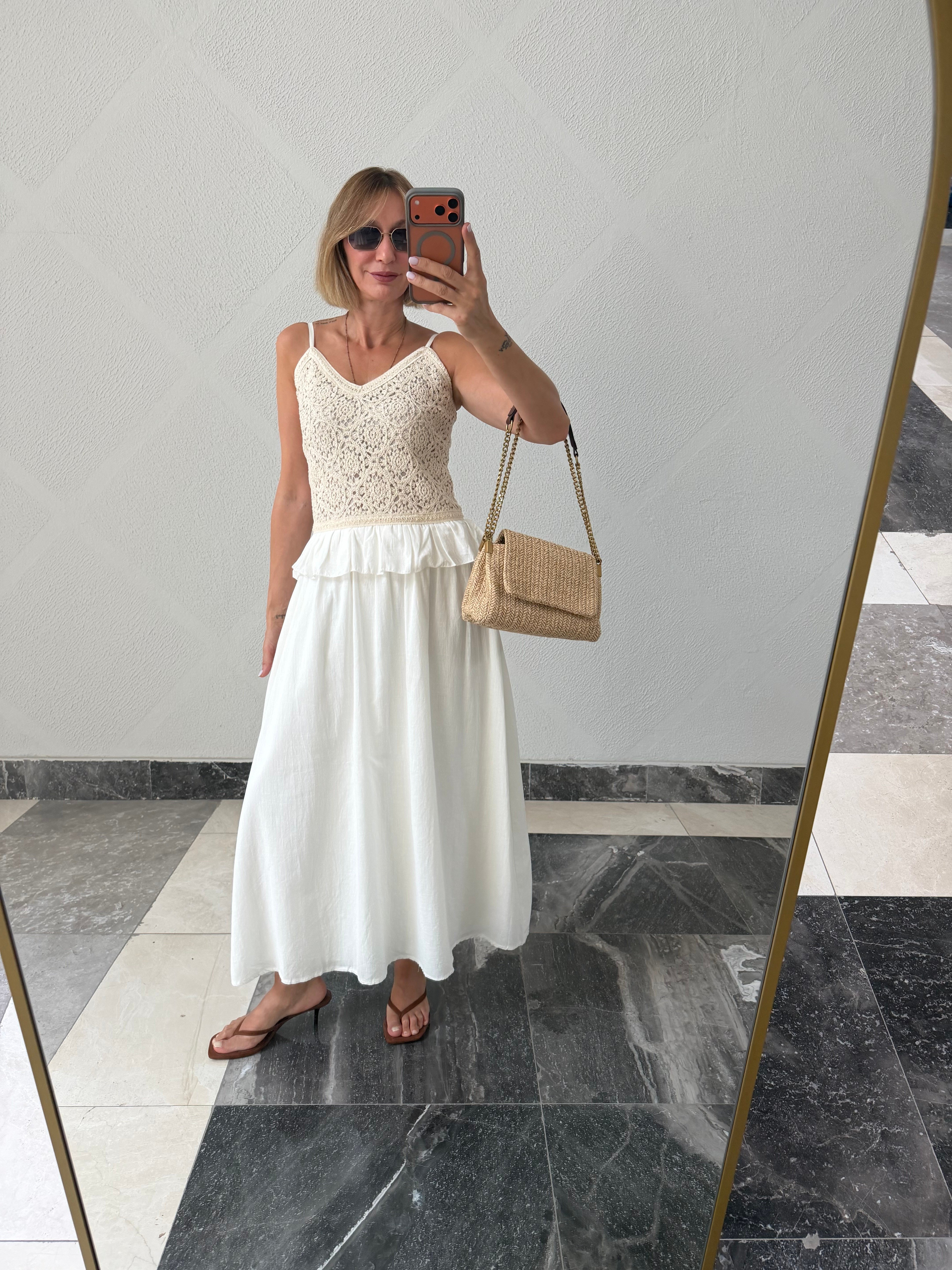 Premium Güpür Detaylı Elbise