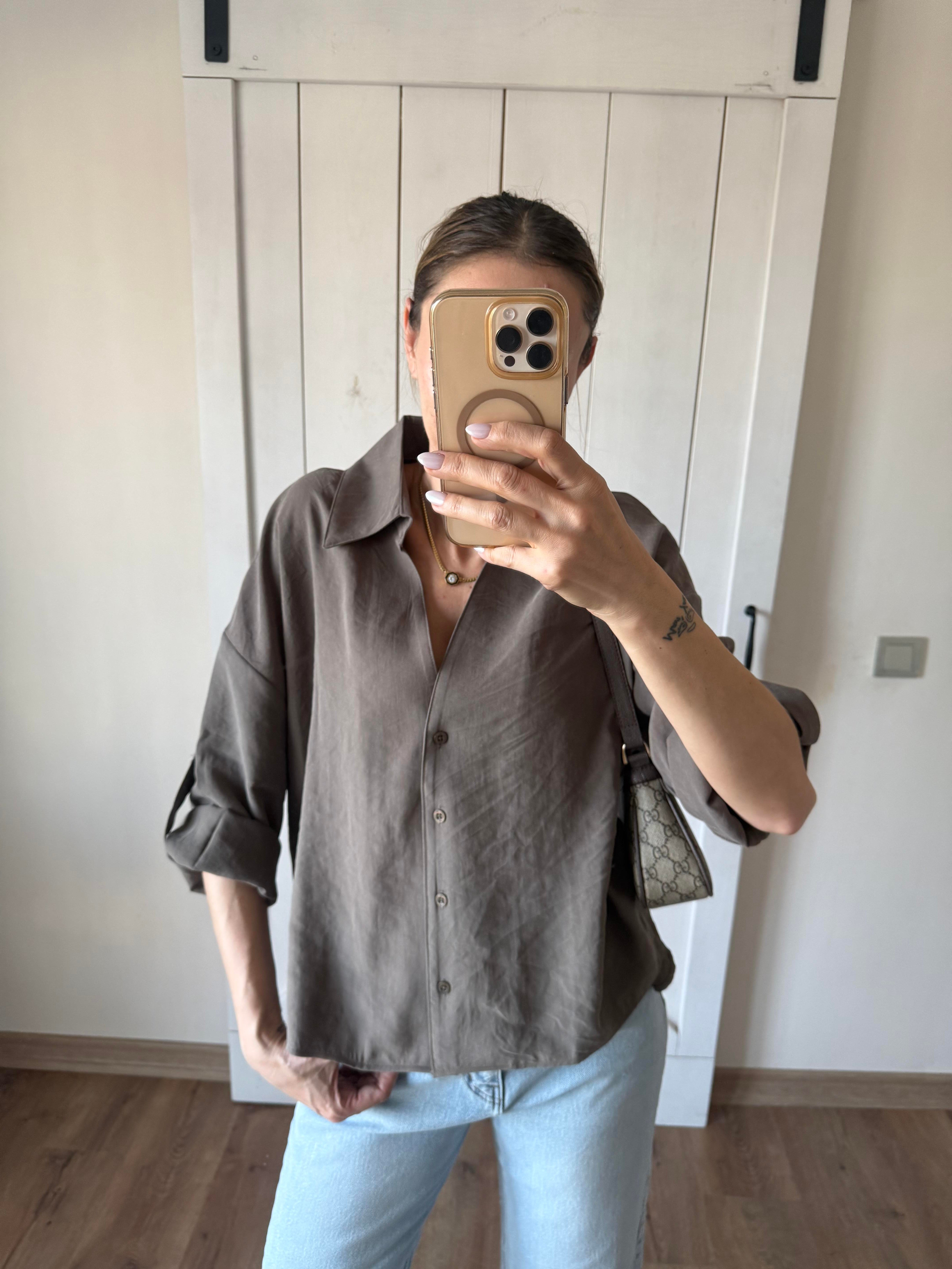 Premium Haki V Yaka Gömlek