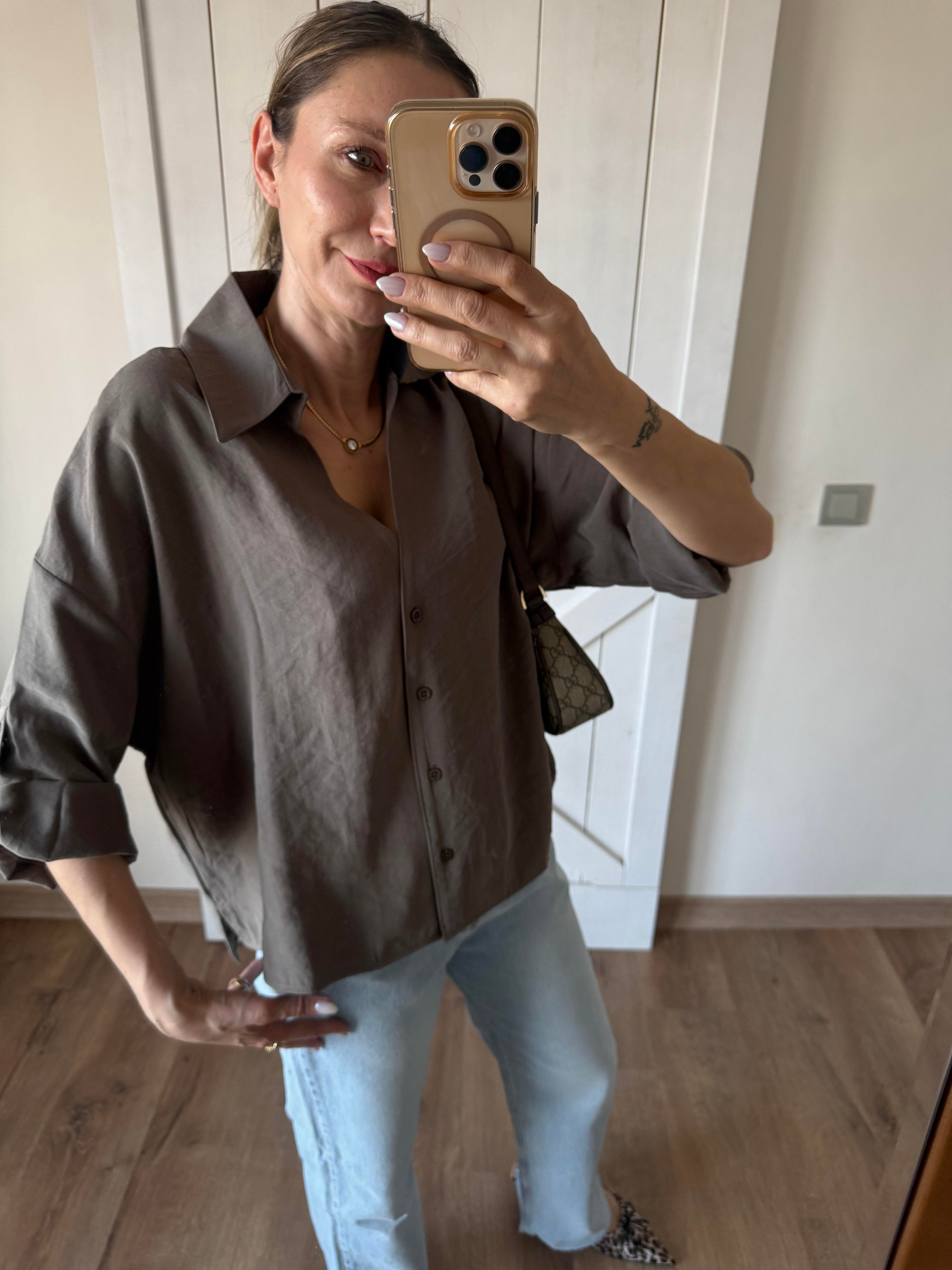 Premium Haki V Yaka Gömlek