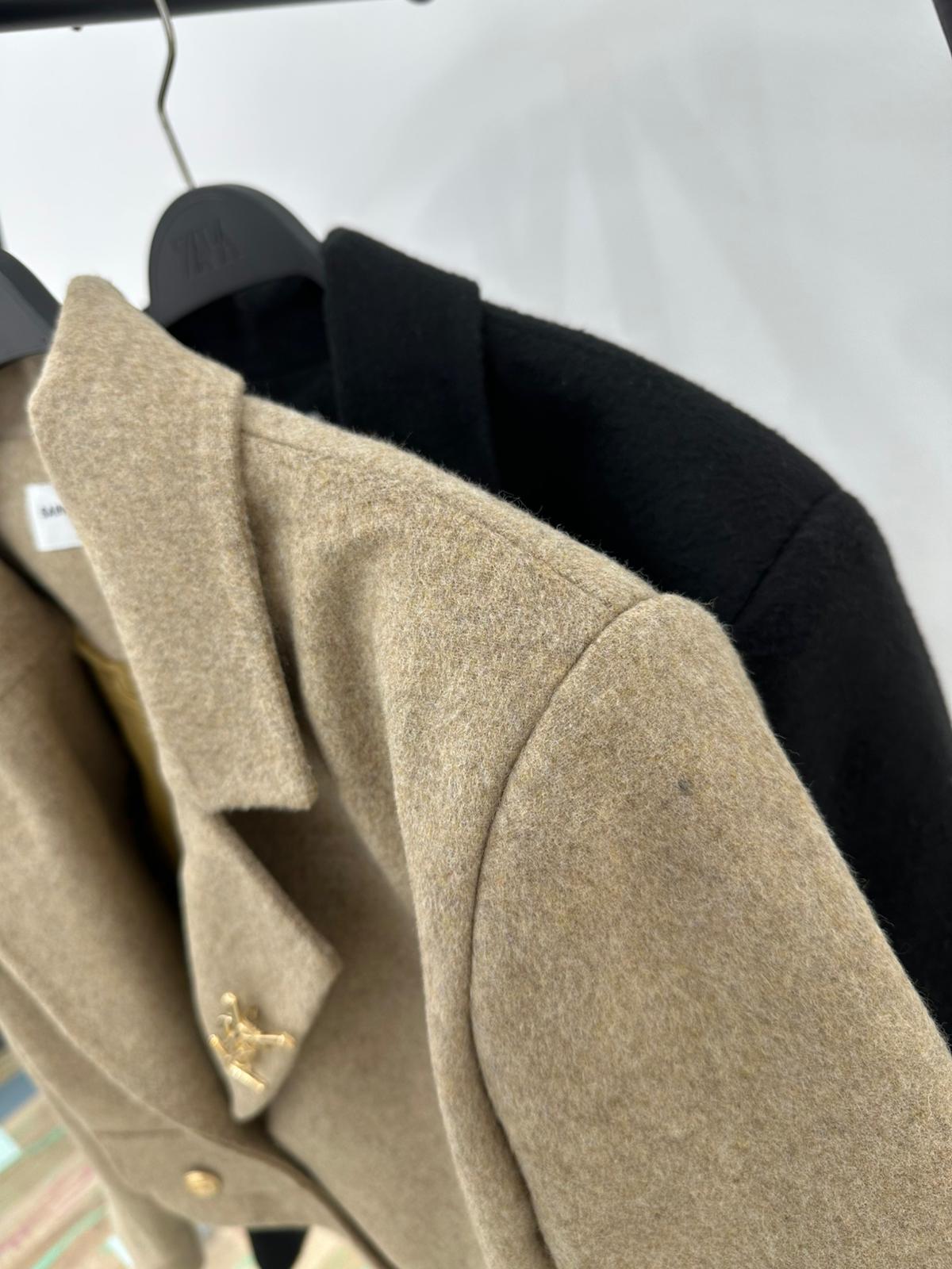 Premium Kaşe Broşlu Vizon Ceket