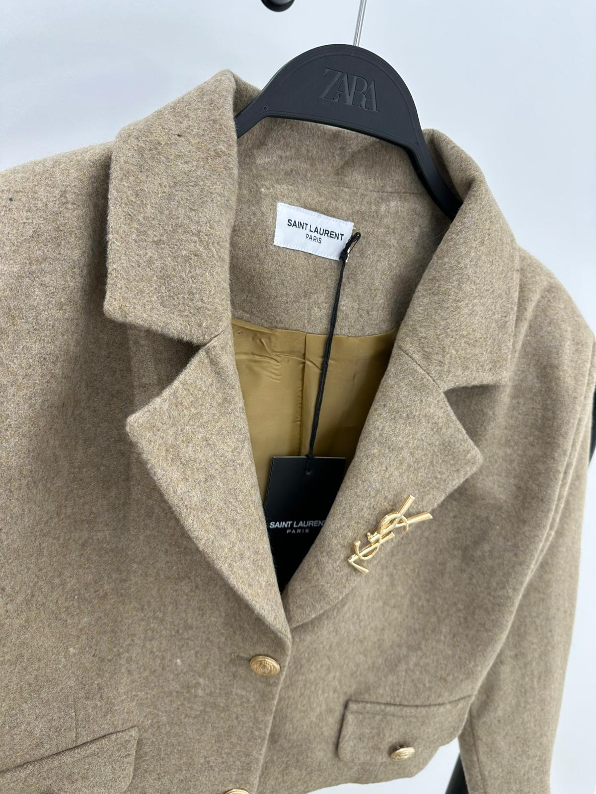 Premium Kaşe Broşlu Vizon Ceket