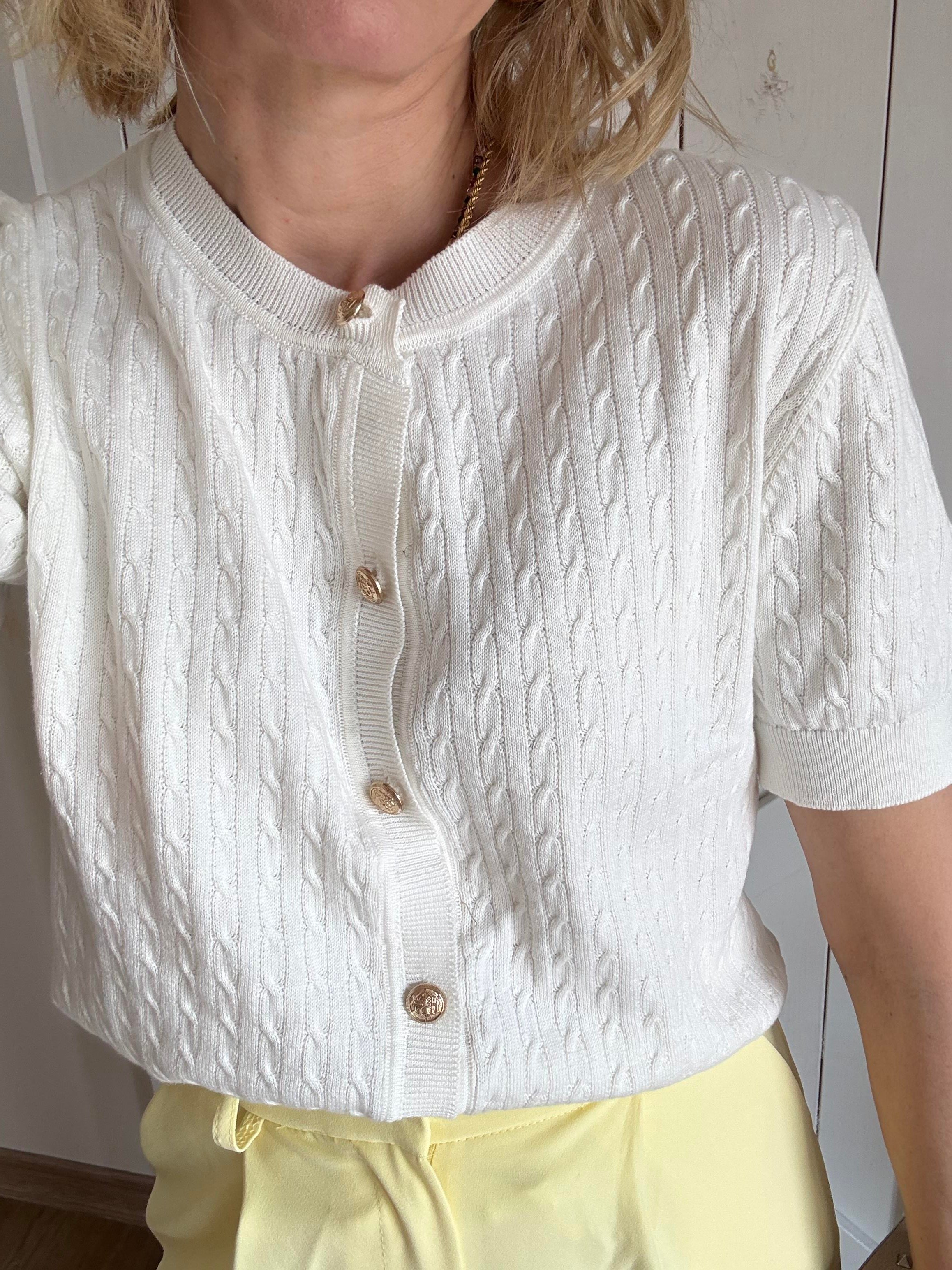 Premium Kırık Beyaz Gold Düğmeli Hırka