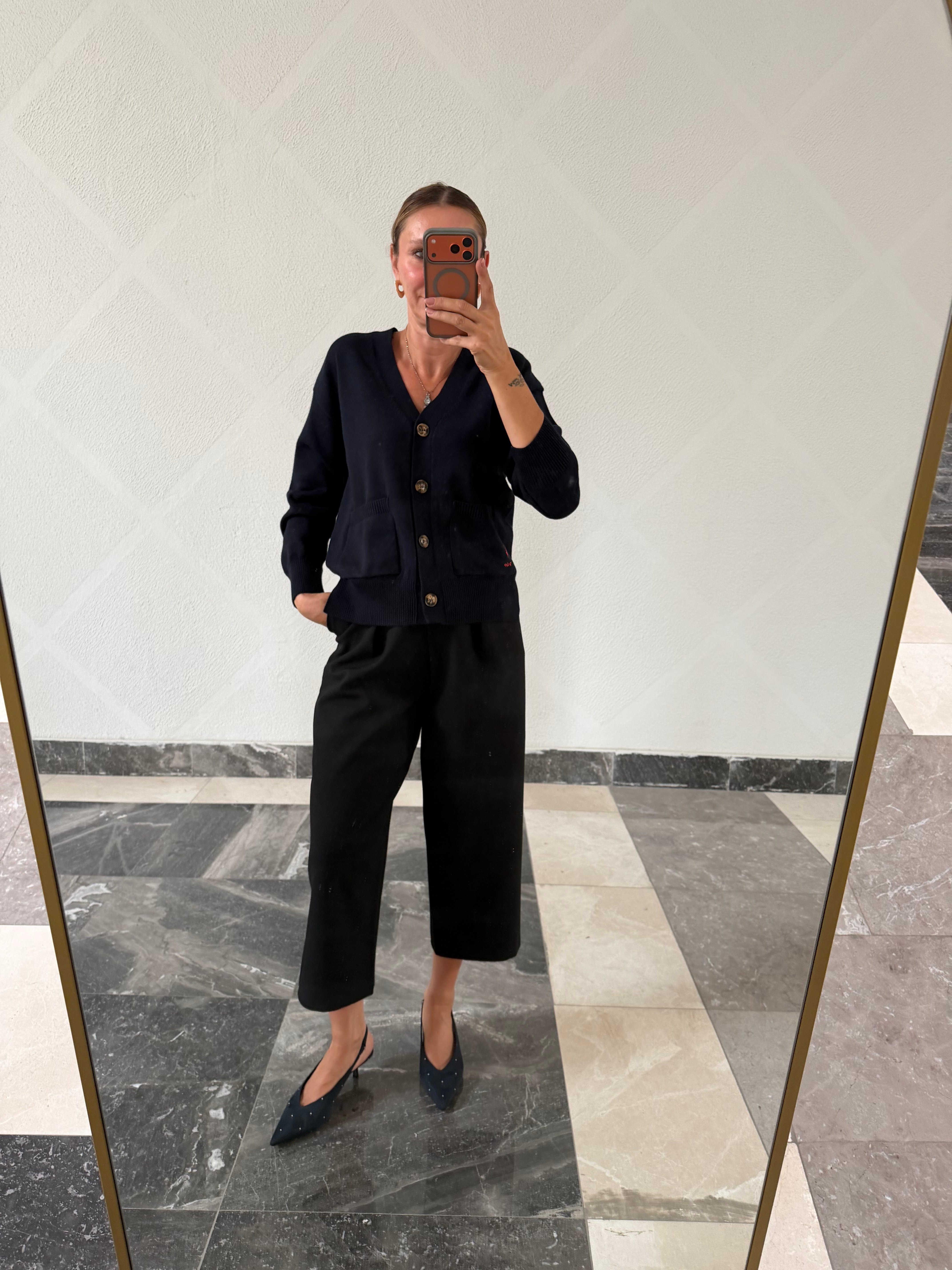 Premium Lacivert Cepli Hırka