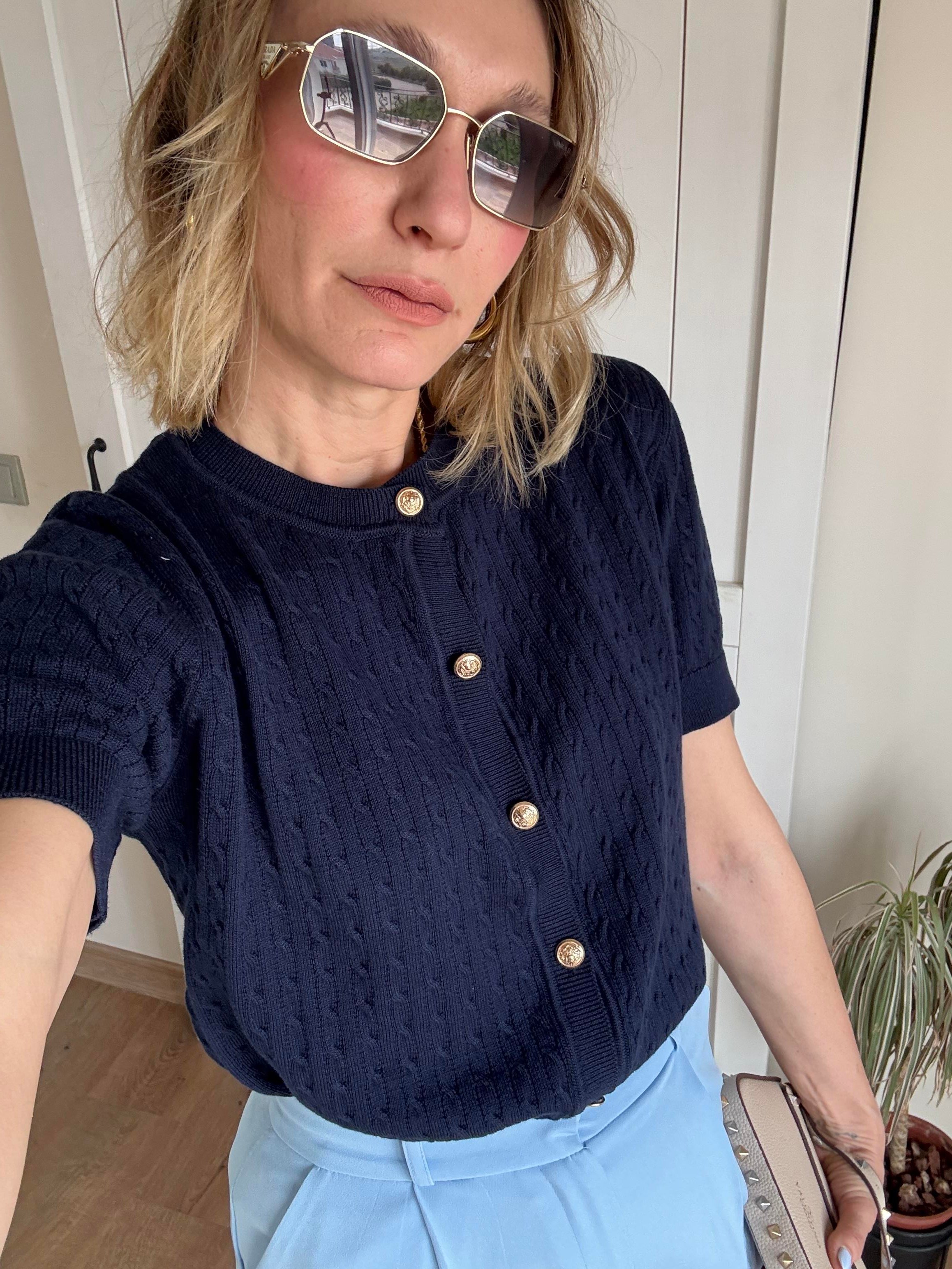 Premium Lacivert Gold Düğmeli Hırka