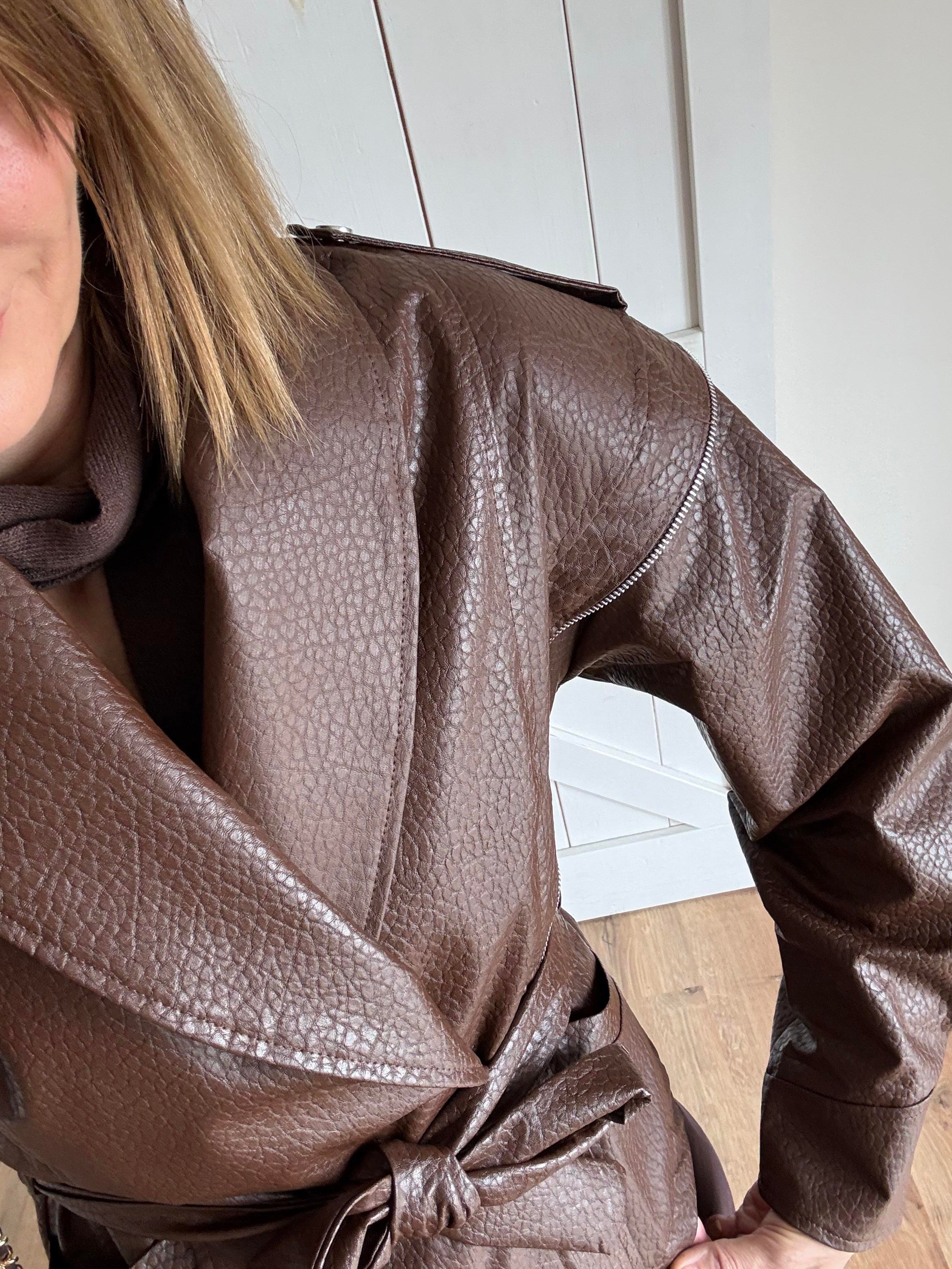 Premium Marka Model Taba Kuşaklı Deri Ceket