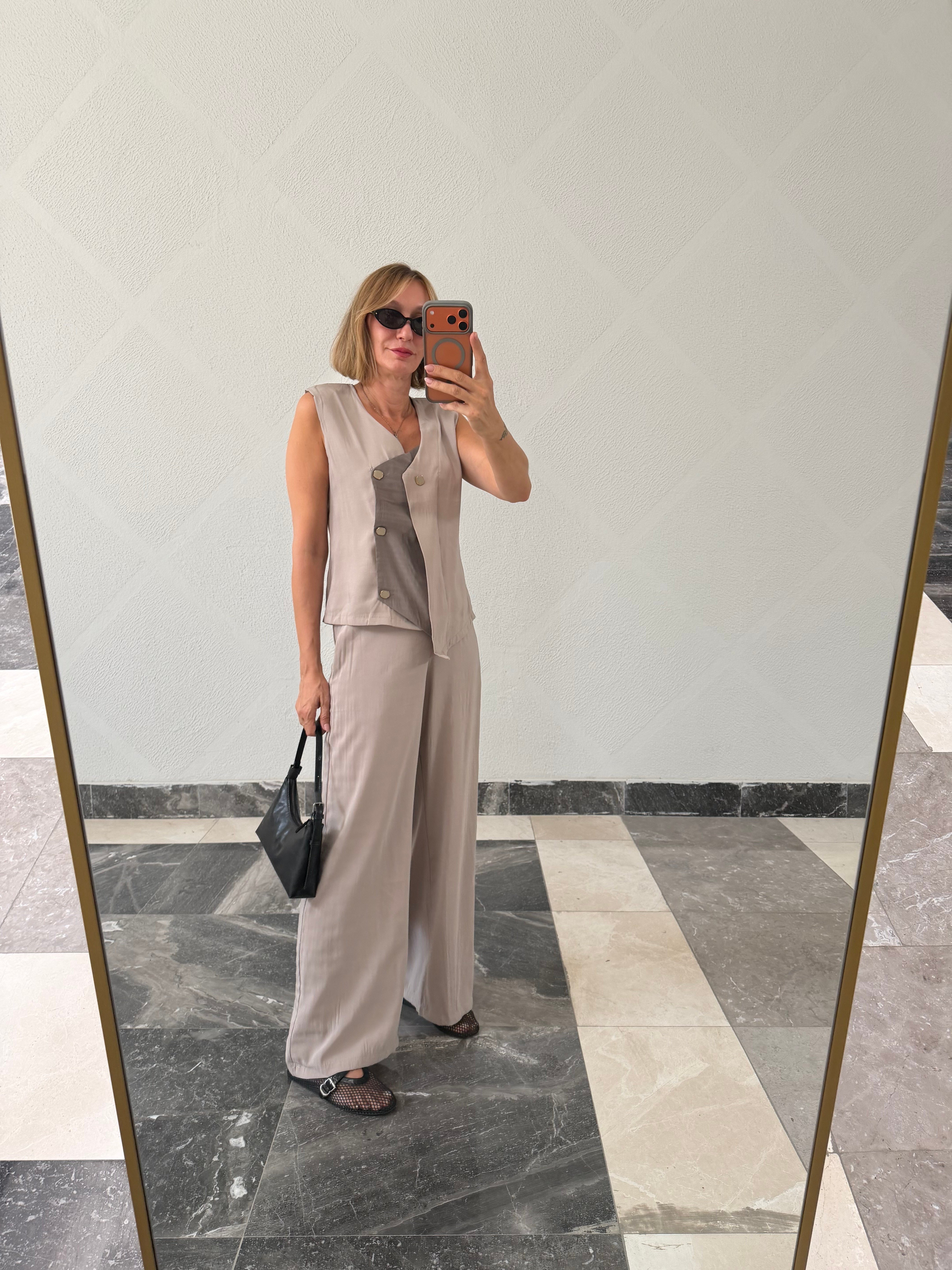 Premium Orijinal Model , Tasarım Düğme Detaylı , Bej & Vizon , Tencel Takım