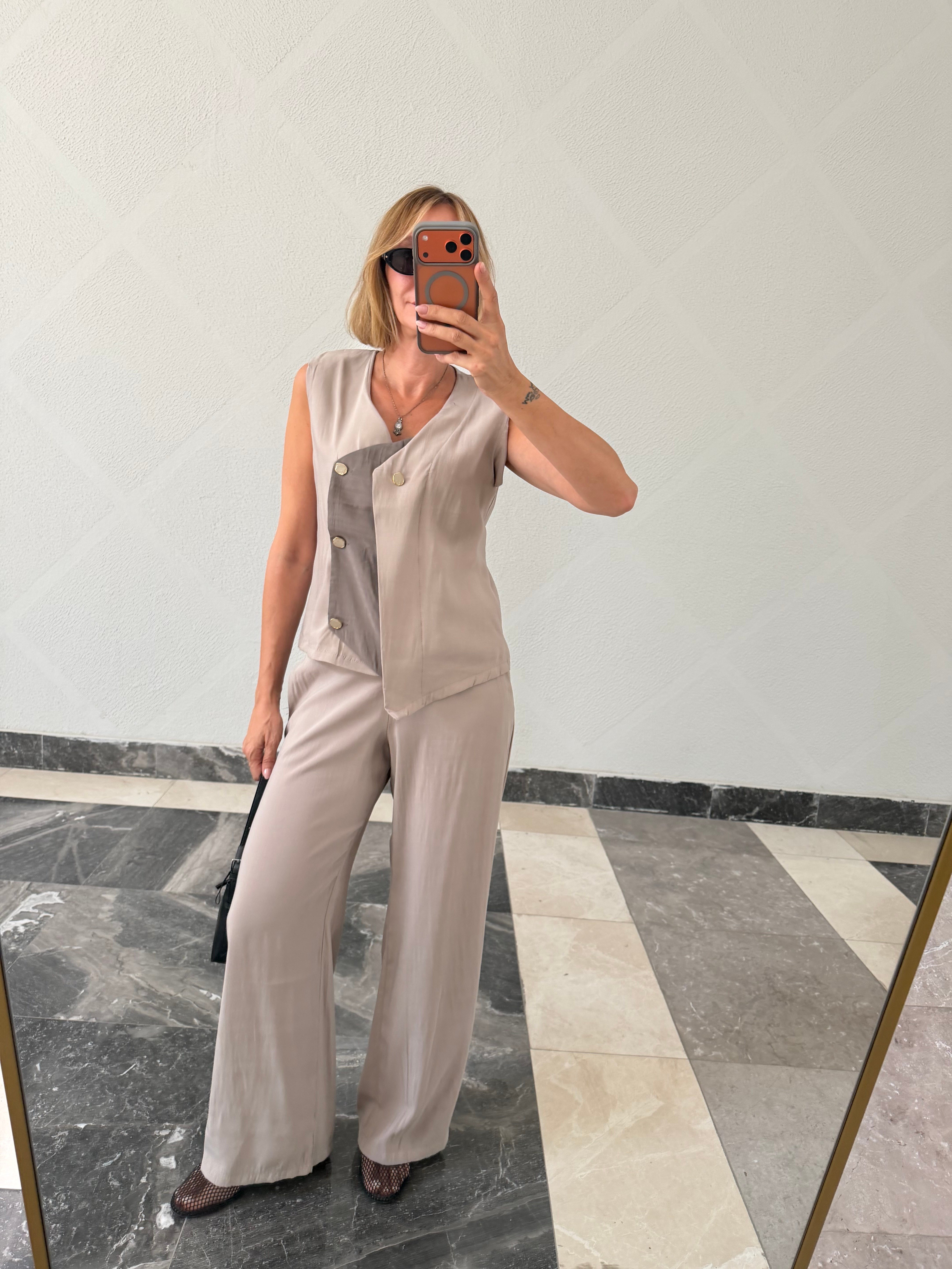Premium Orijinal Model , Tasarım Düğme Detaylı , Bej & Vizon , Tencel Takım
