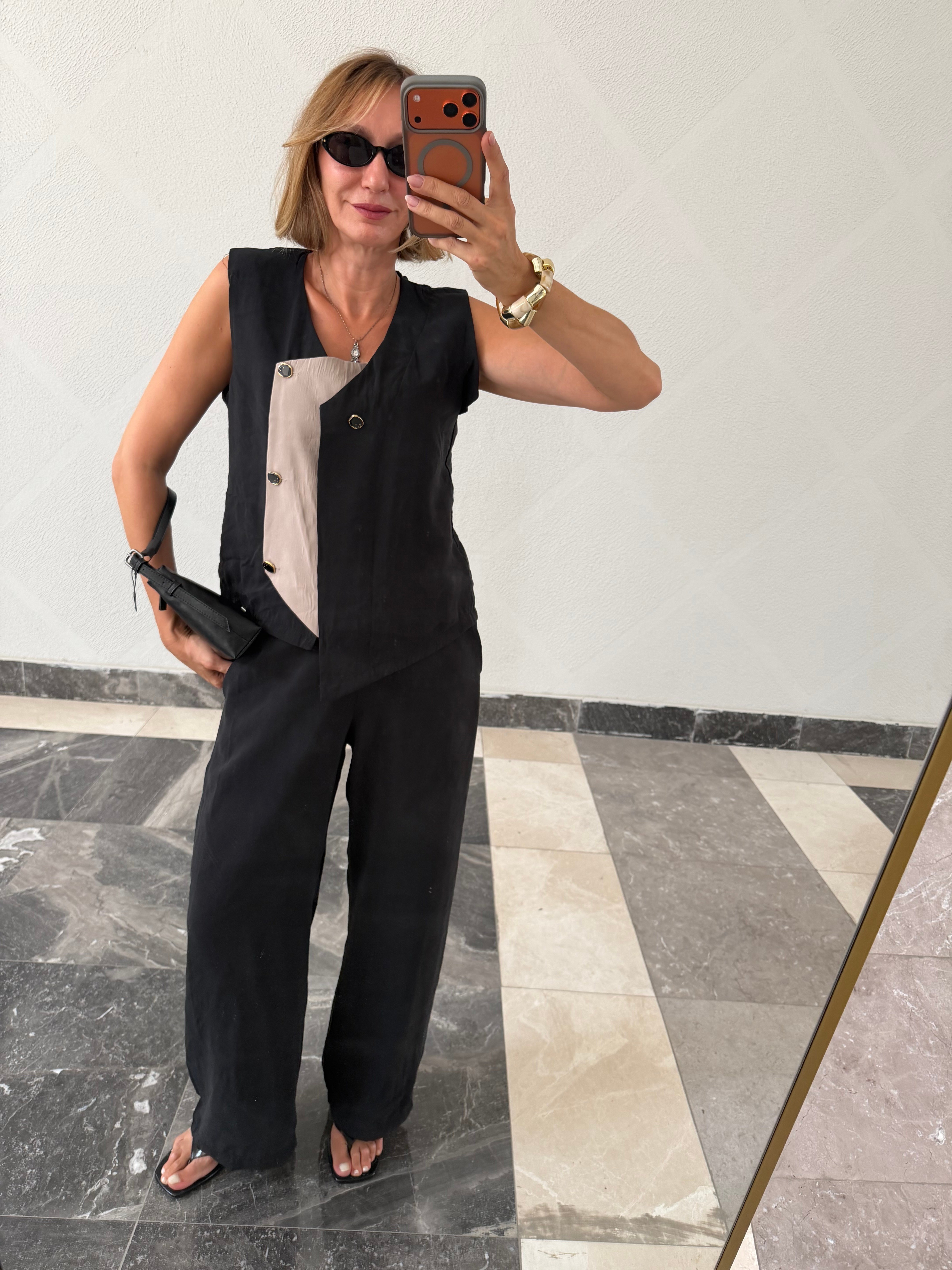 Premium Orijinal Model , Tasarım Düğme Detaylı , Siyah, Tencel Takım