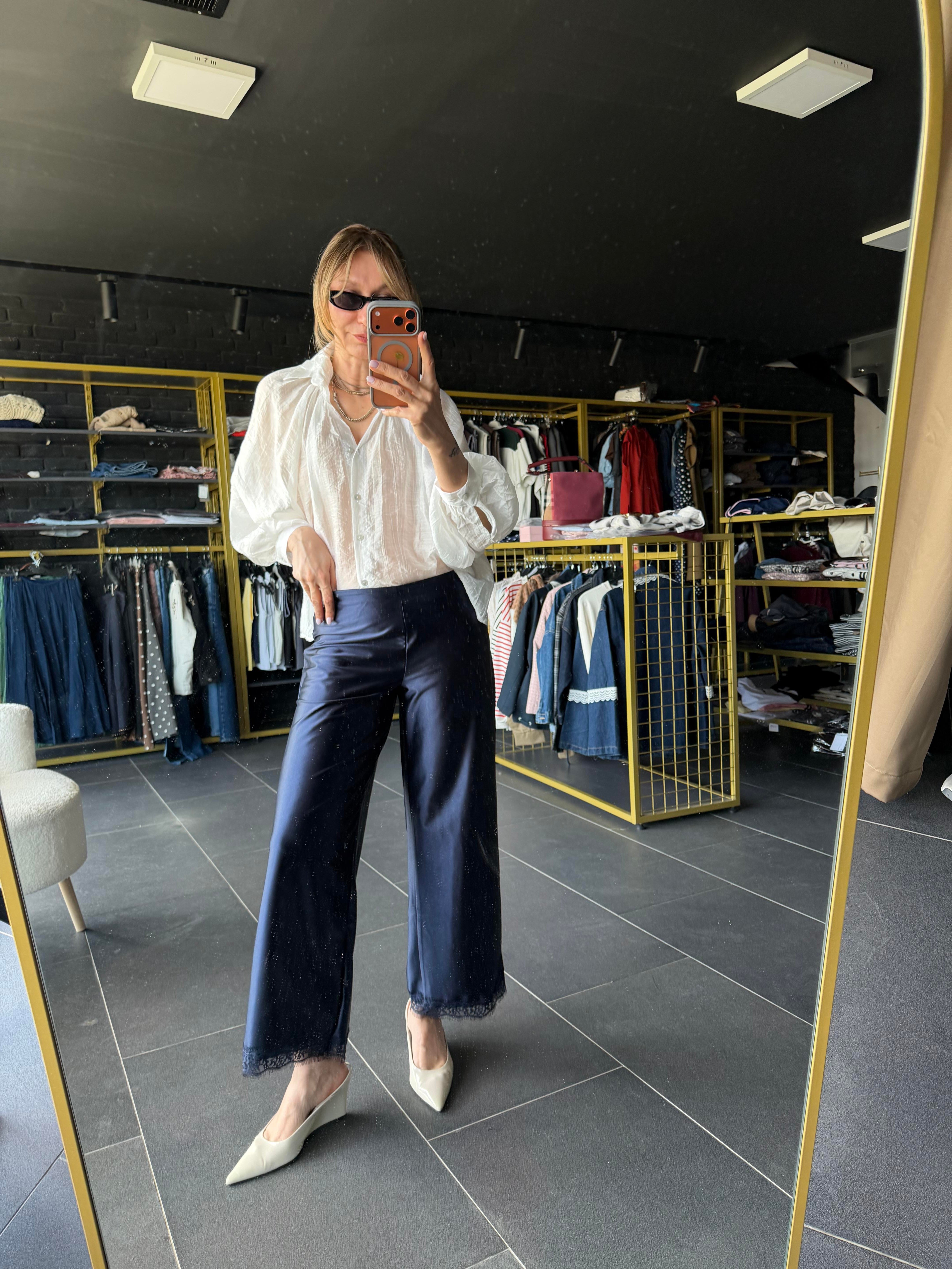 Premium Saten Yüzeyli Lacivert Dantel Detaylı Pantolon