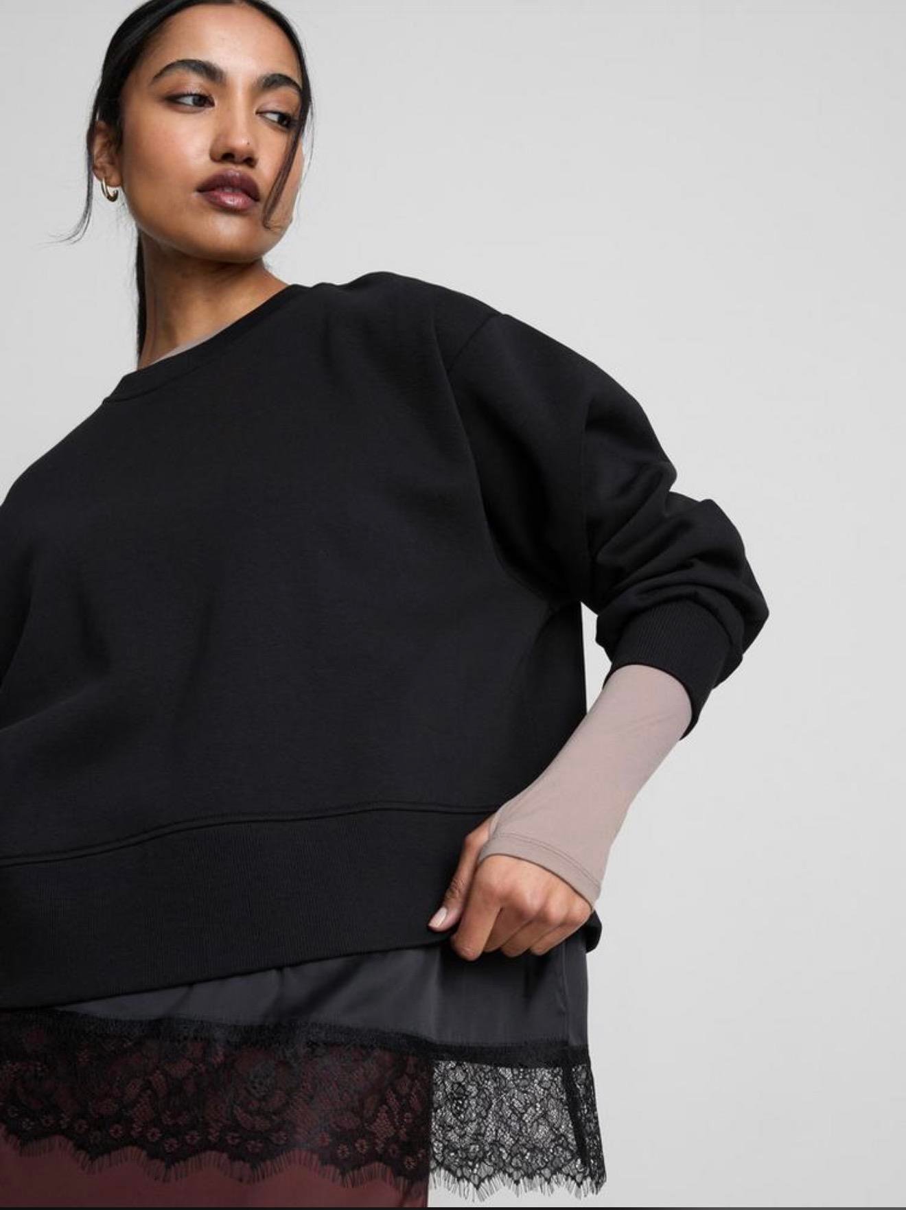 Prımark Ucu Dantelli Siyah Sweat