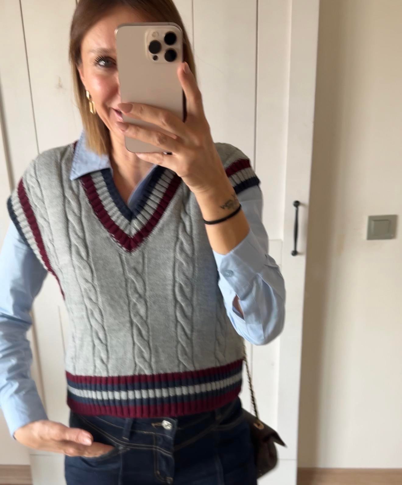 Saç Örgü Gri V Yaka Süveter