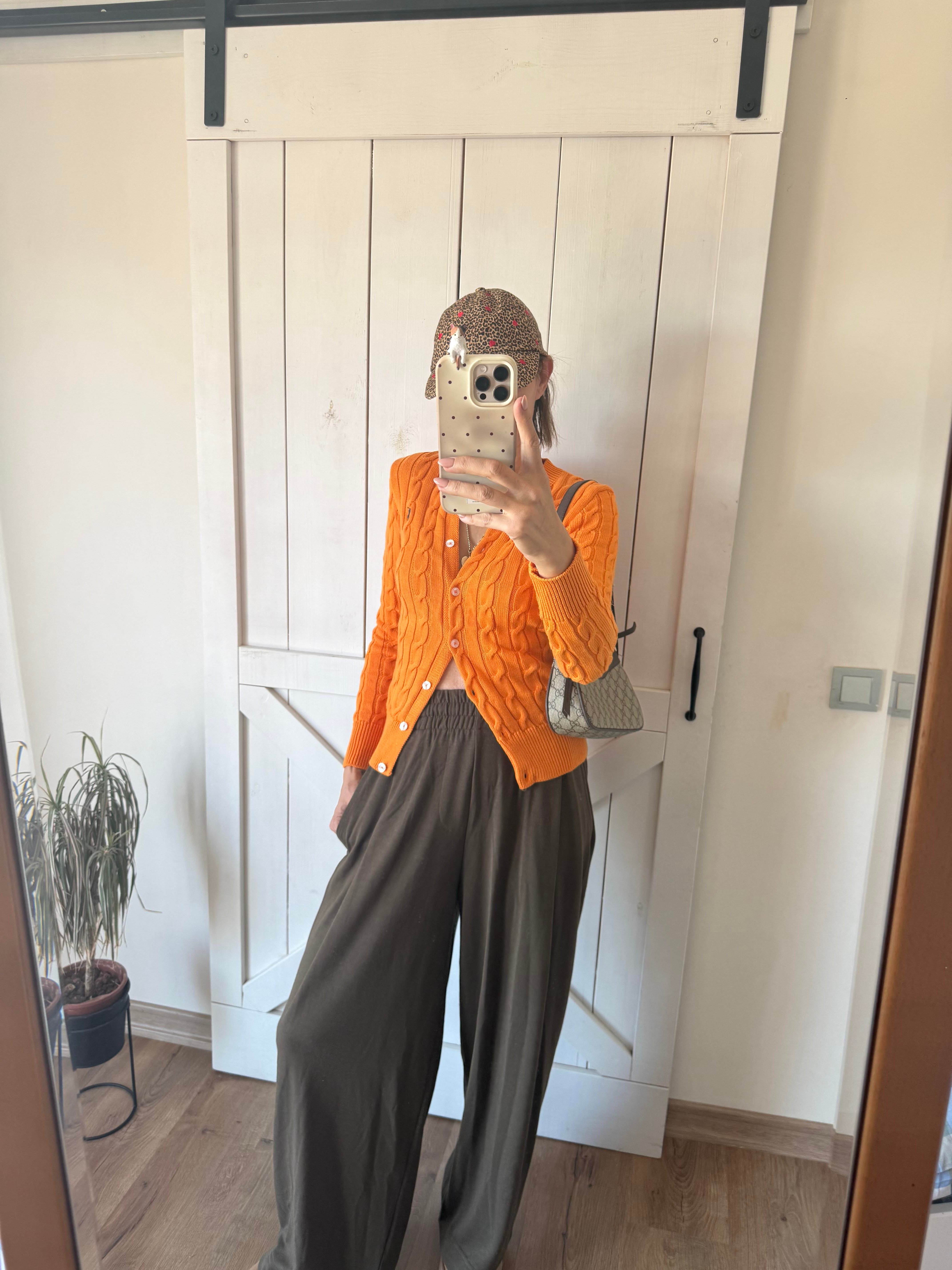 Saç Örgü Turuncu Hırka