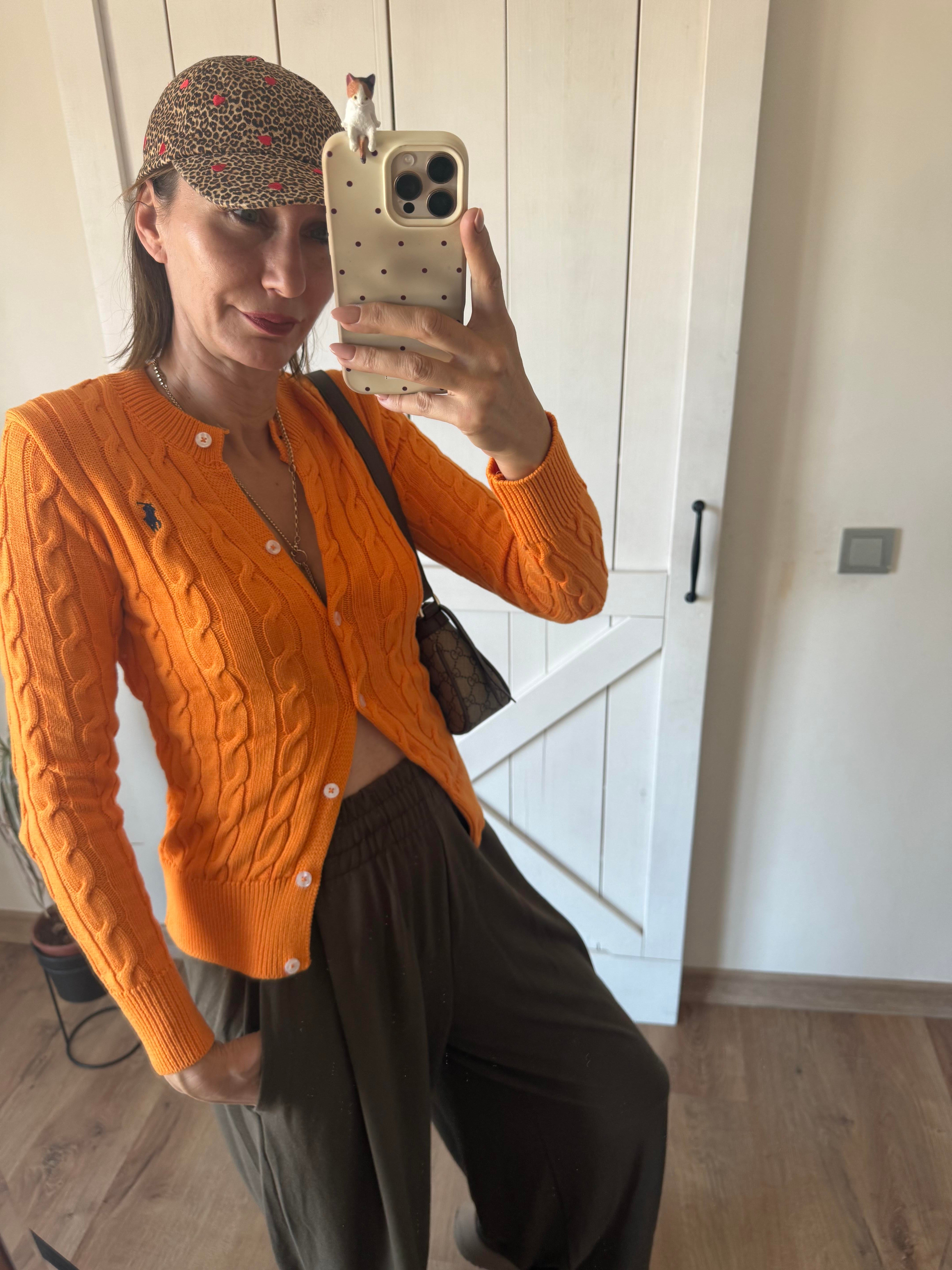 Saç Örgü Turuncu Hırka