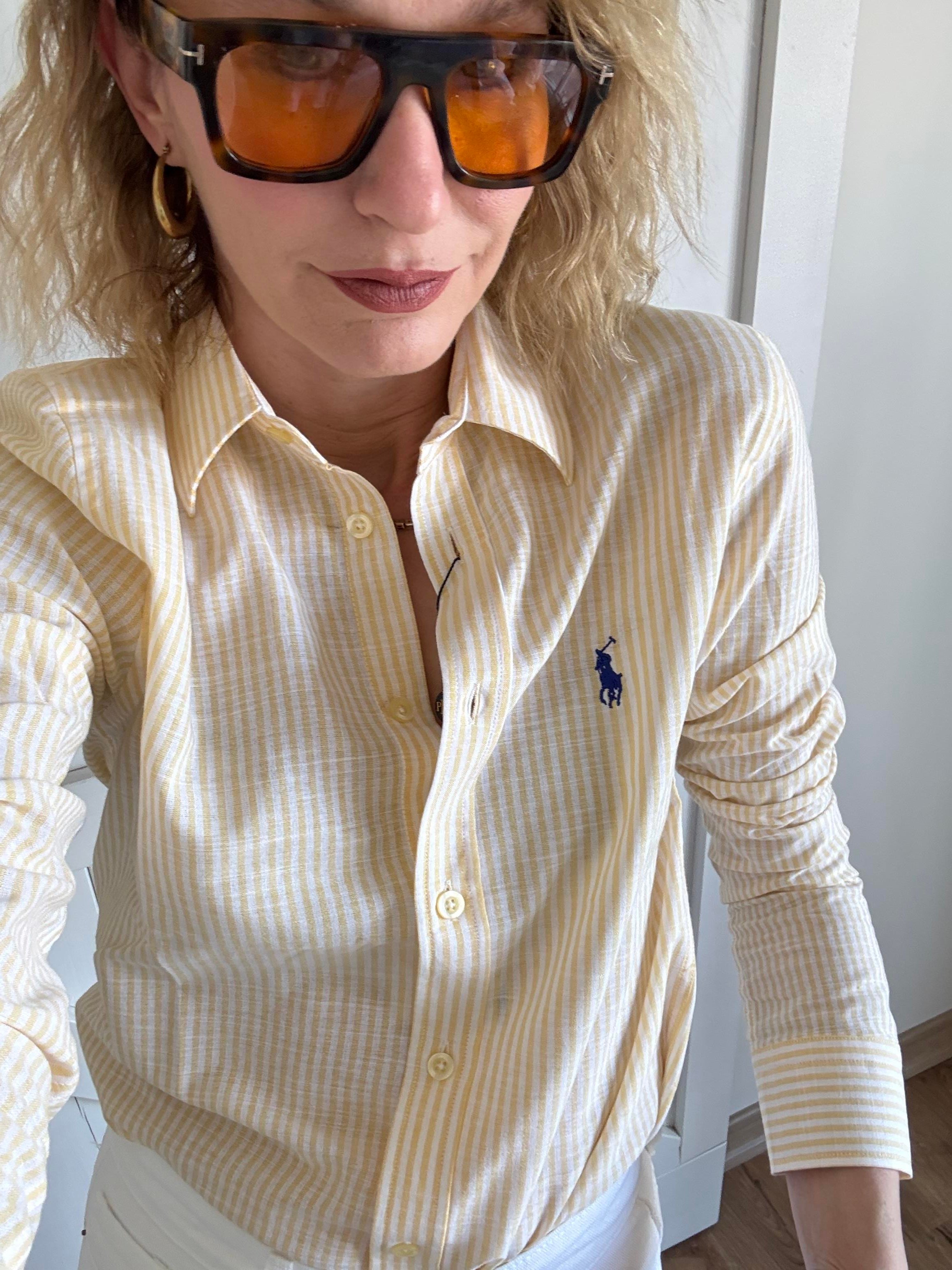 Sarı Çizgili Gömlek