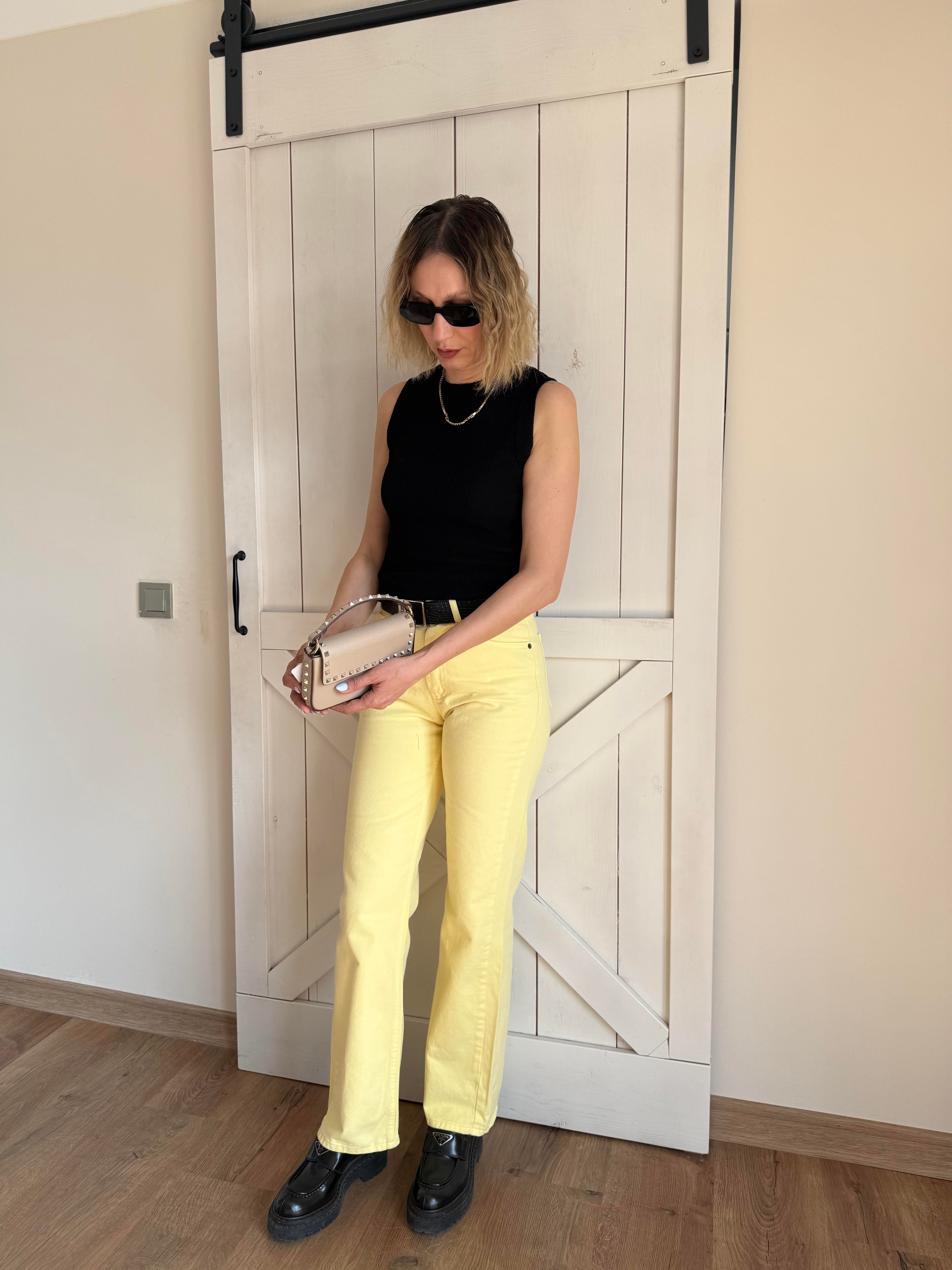 Sarı Kuzmina Straight Jean