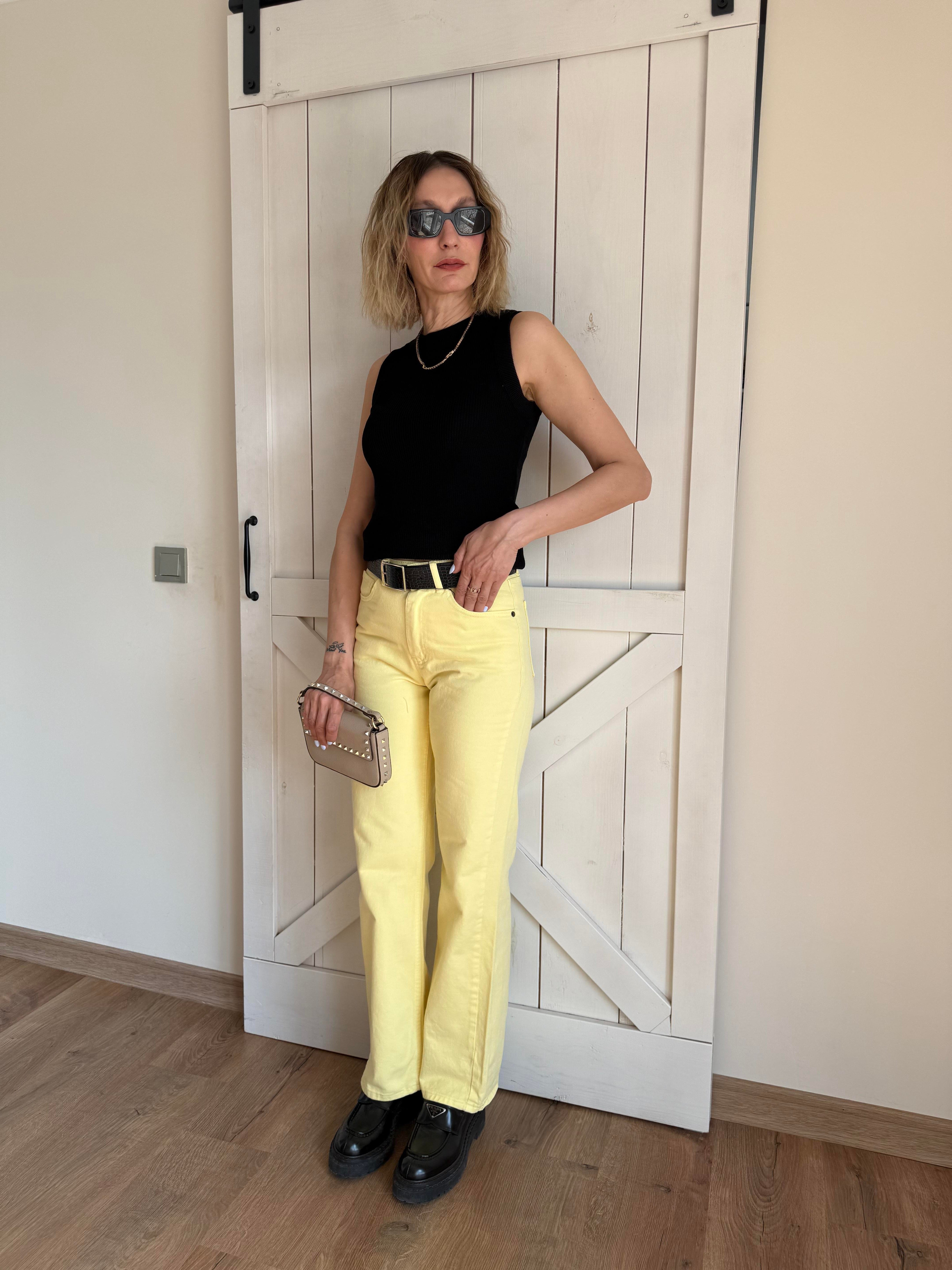 Sarı Kuzmina Straight Jean