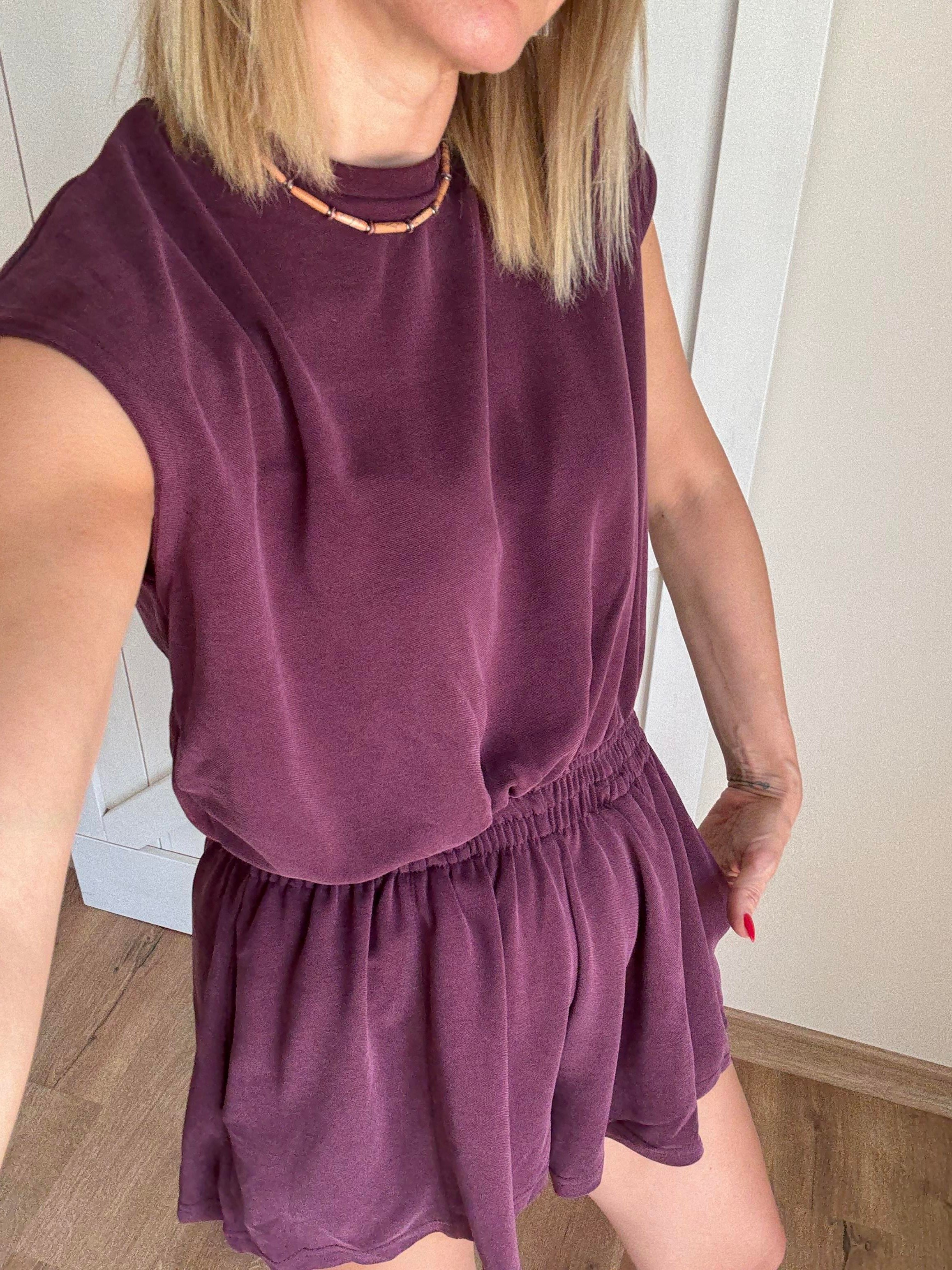 Sırt ve Bel Detaylı Bordo Tulum