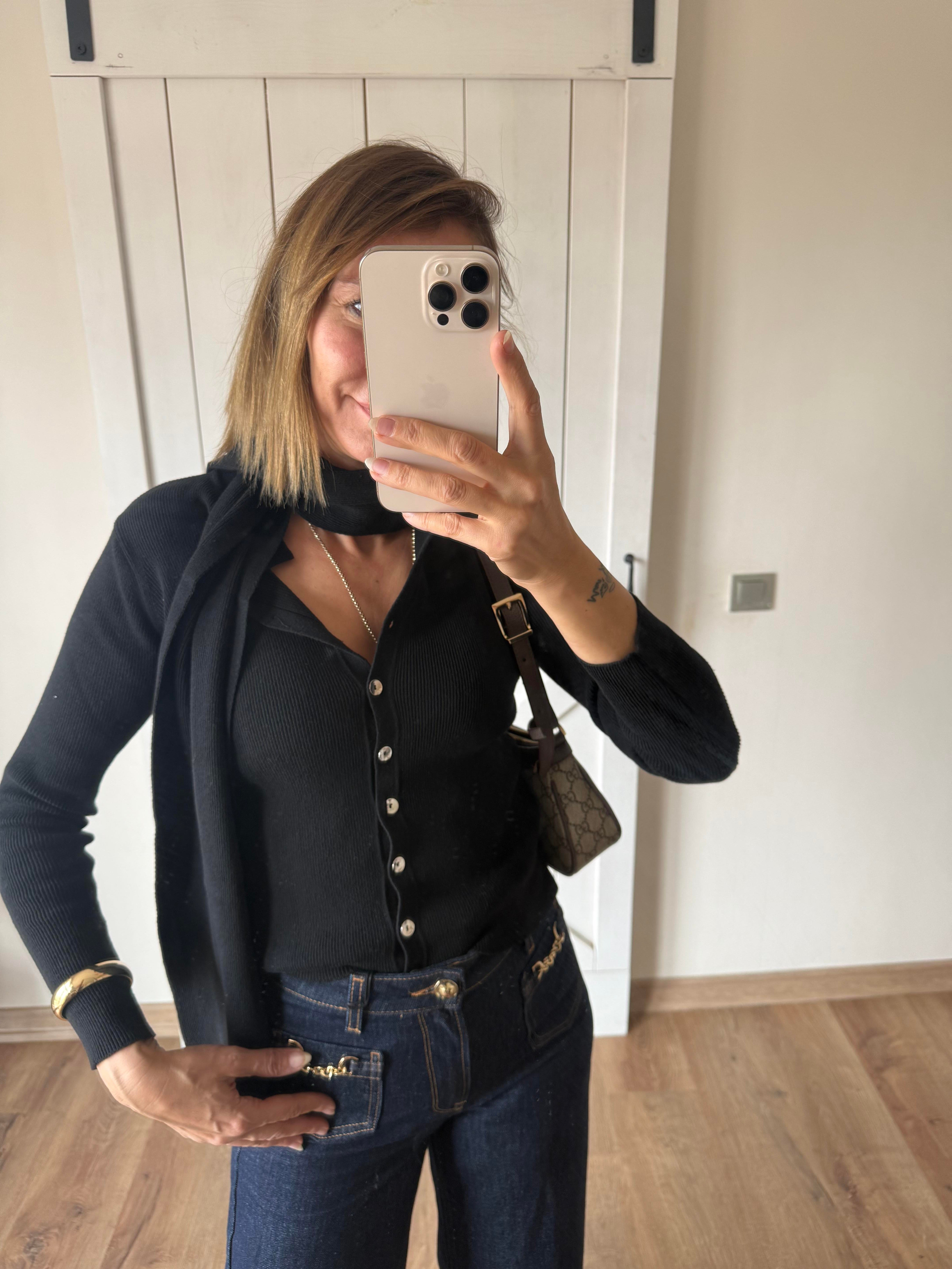 Siyah Atkılı Zr Hırka