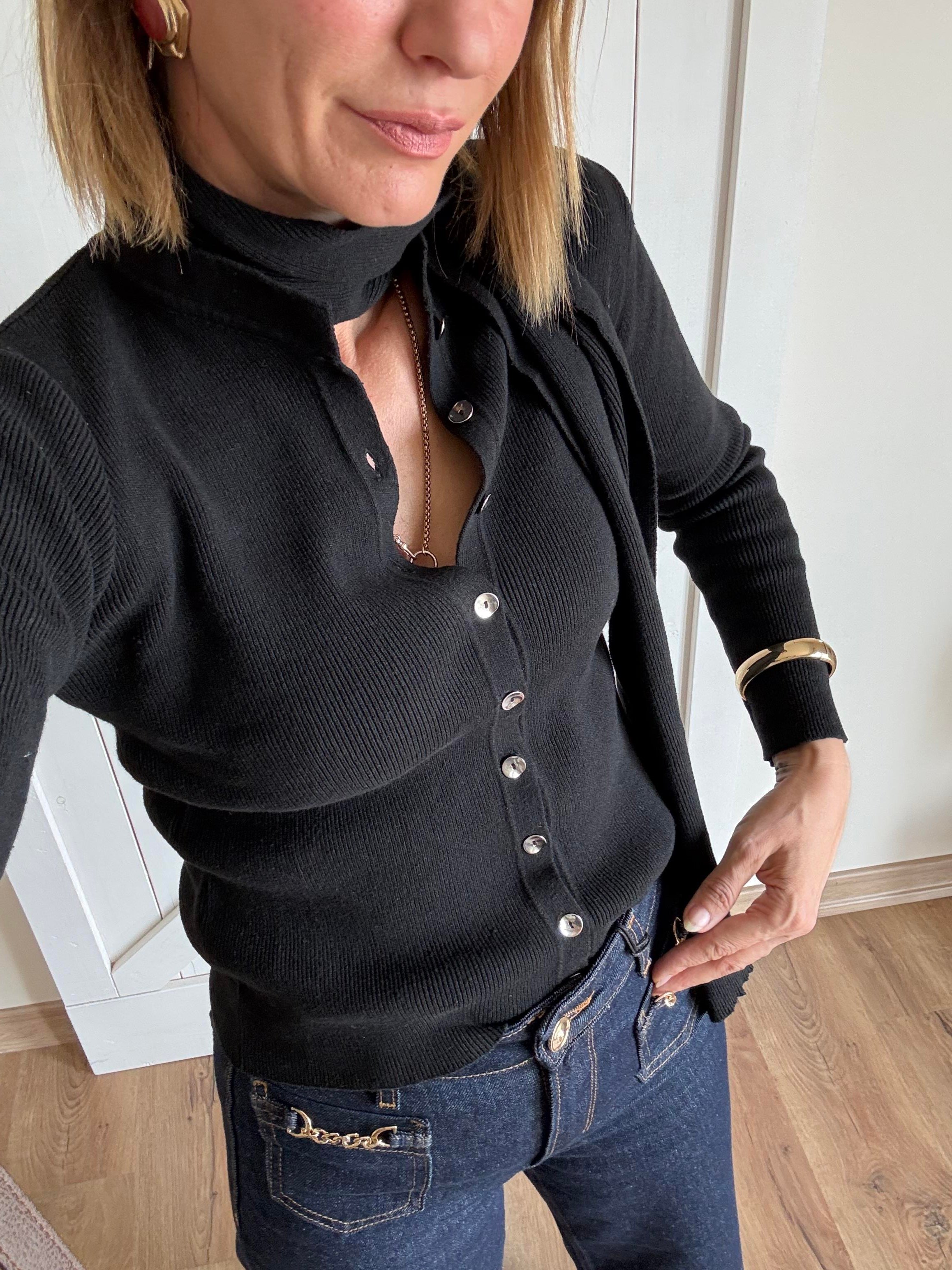 Siyah Atkılı Zr Hırka