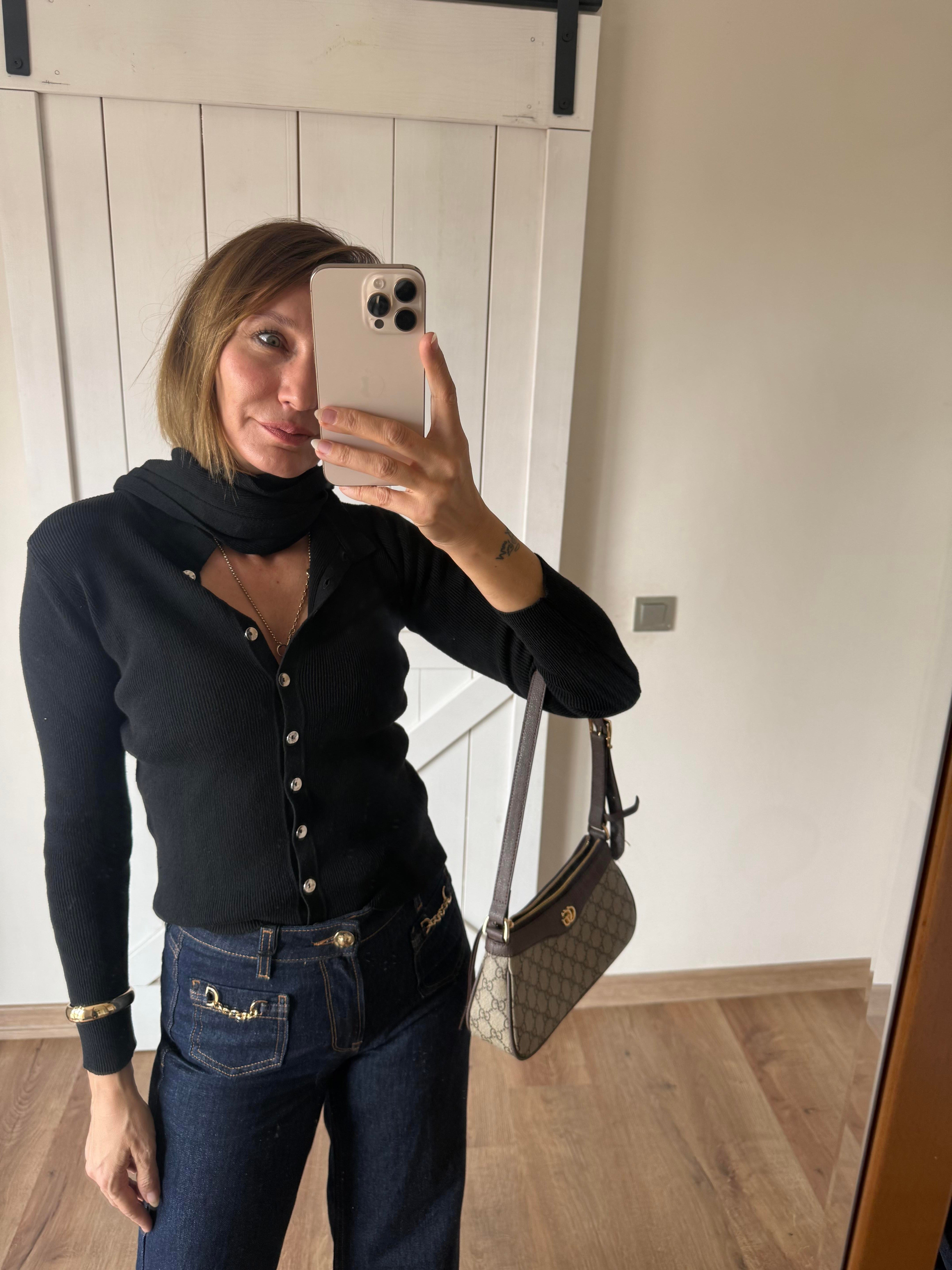 Siyah Atkılı Zr Hırka