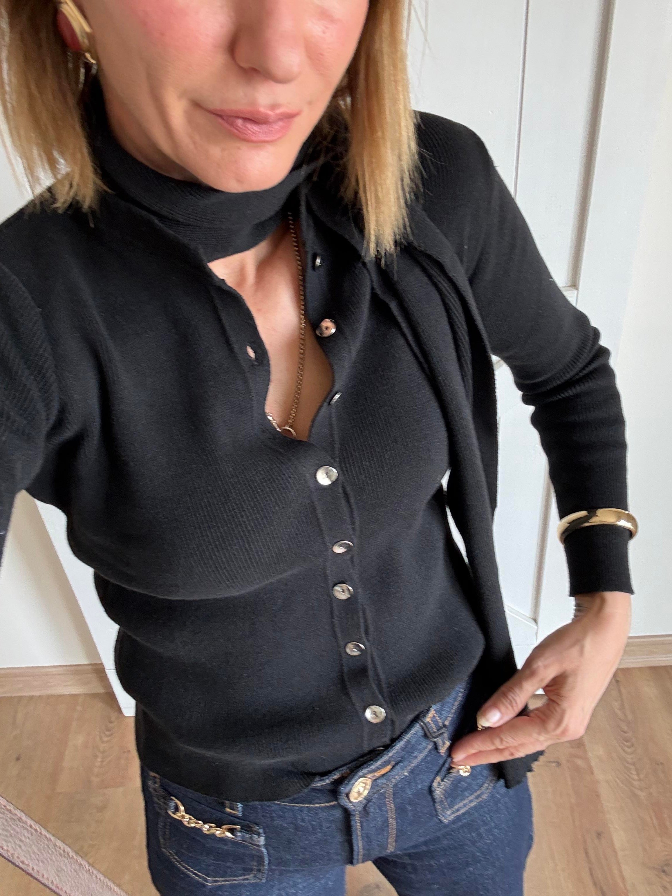 Siyah Atkılı Zr Hırka