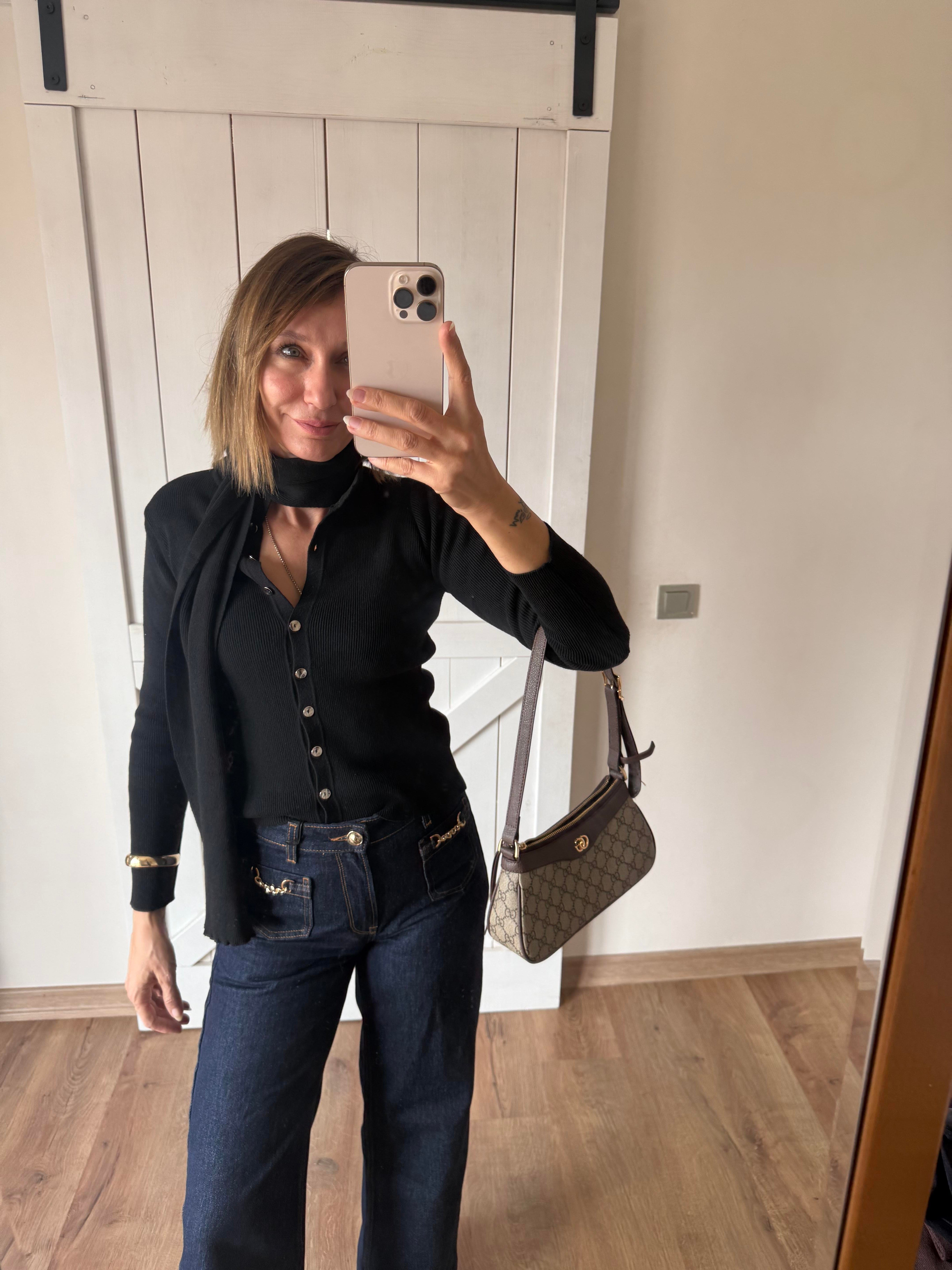 Siyah Atkılı Zr Hırka