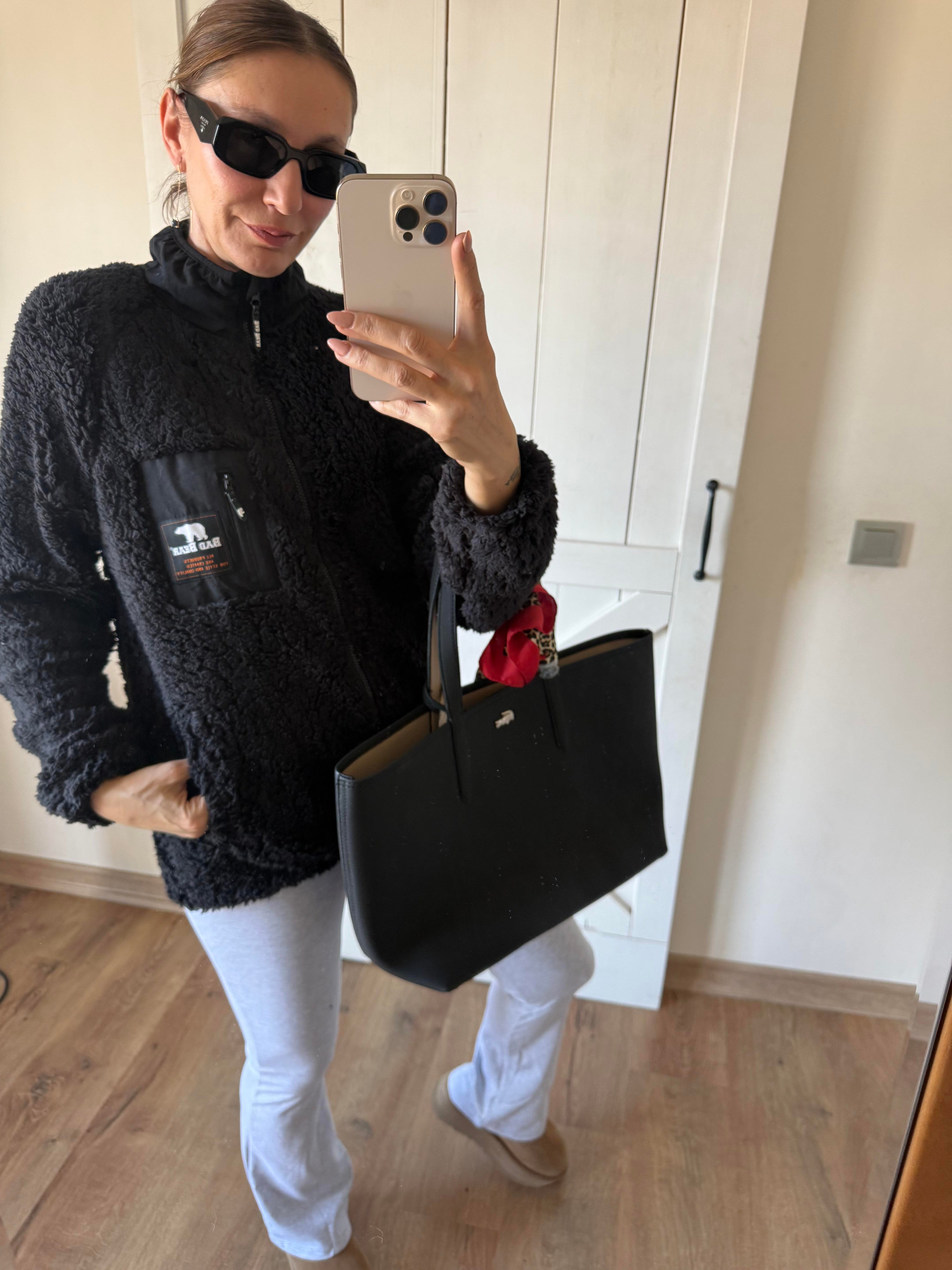 Siyah Bad Polar Mont