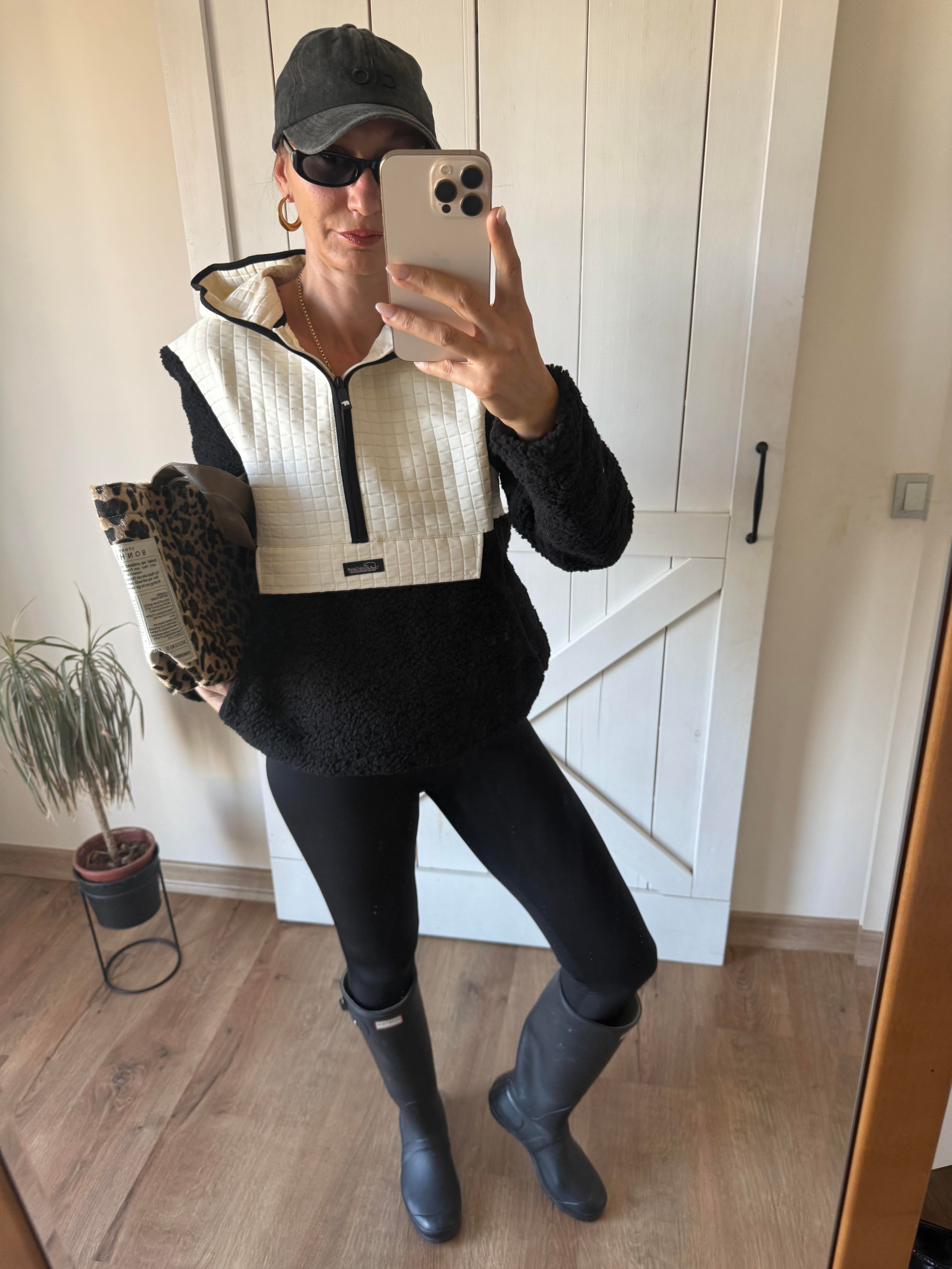 Siyah Beyaz Polar Mont