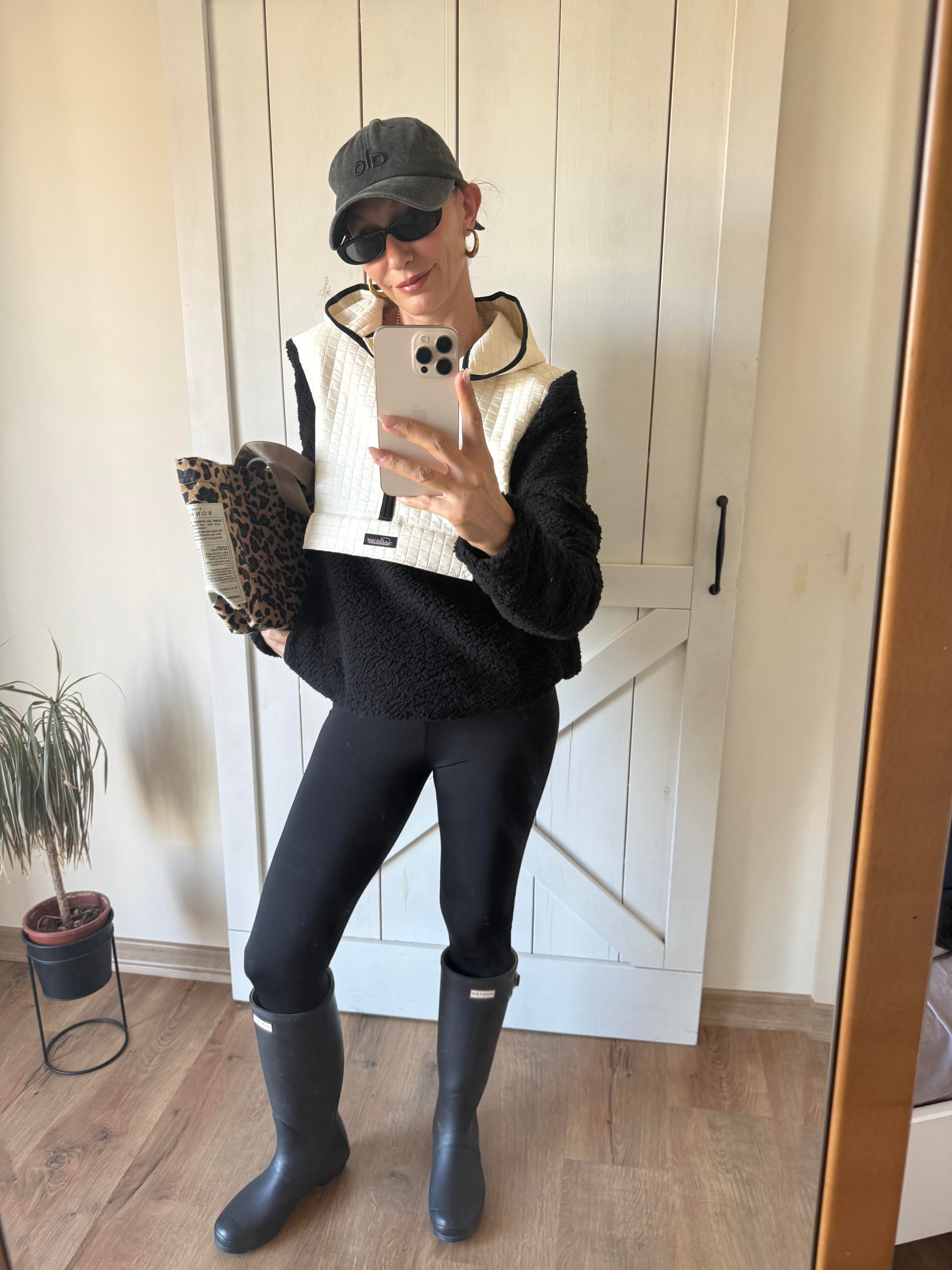 Siyah Beyaz Polar Mont