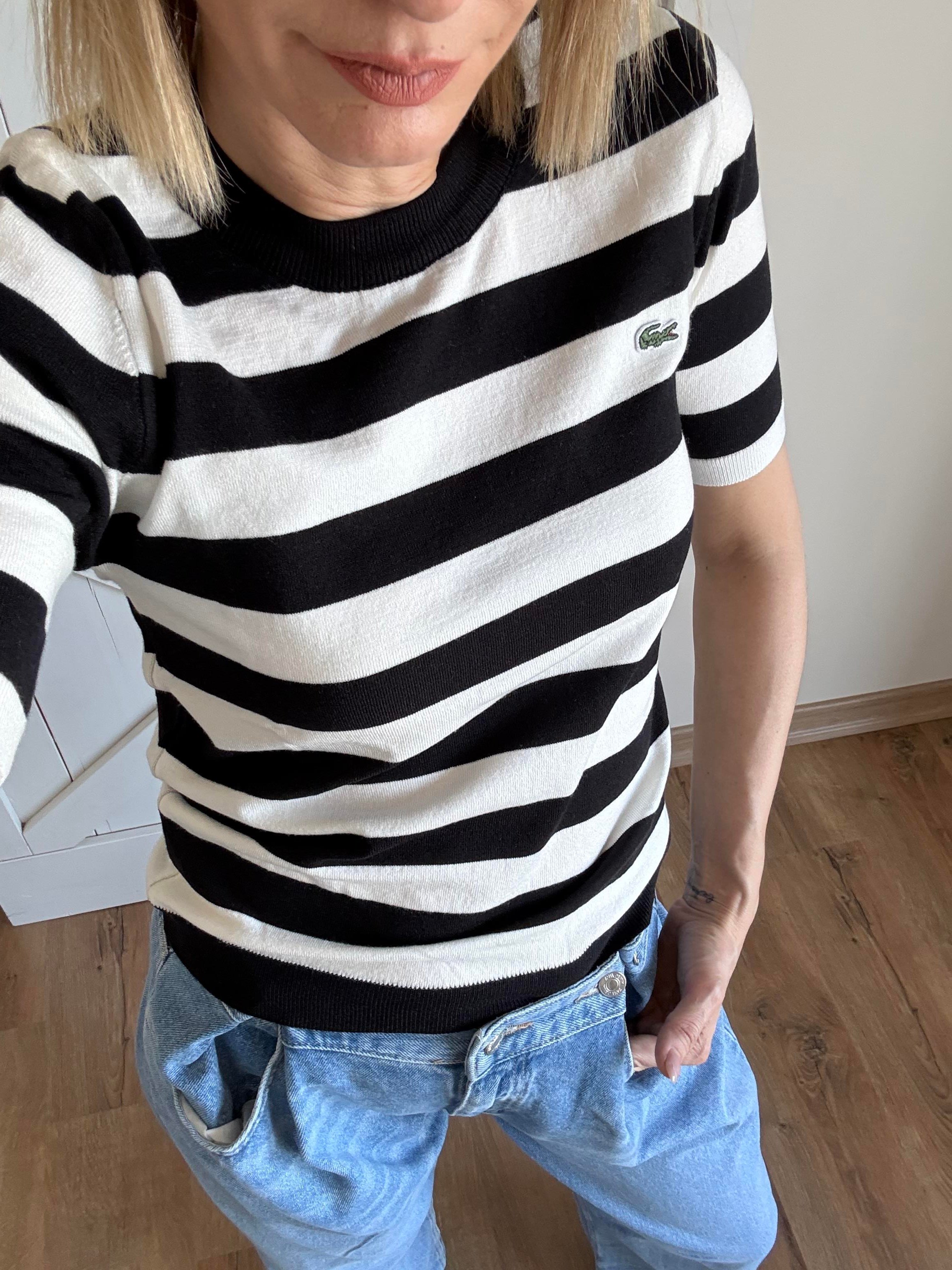 Siyah Çizgili Yumoş Tshirt