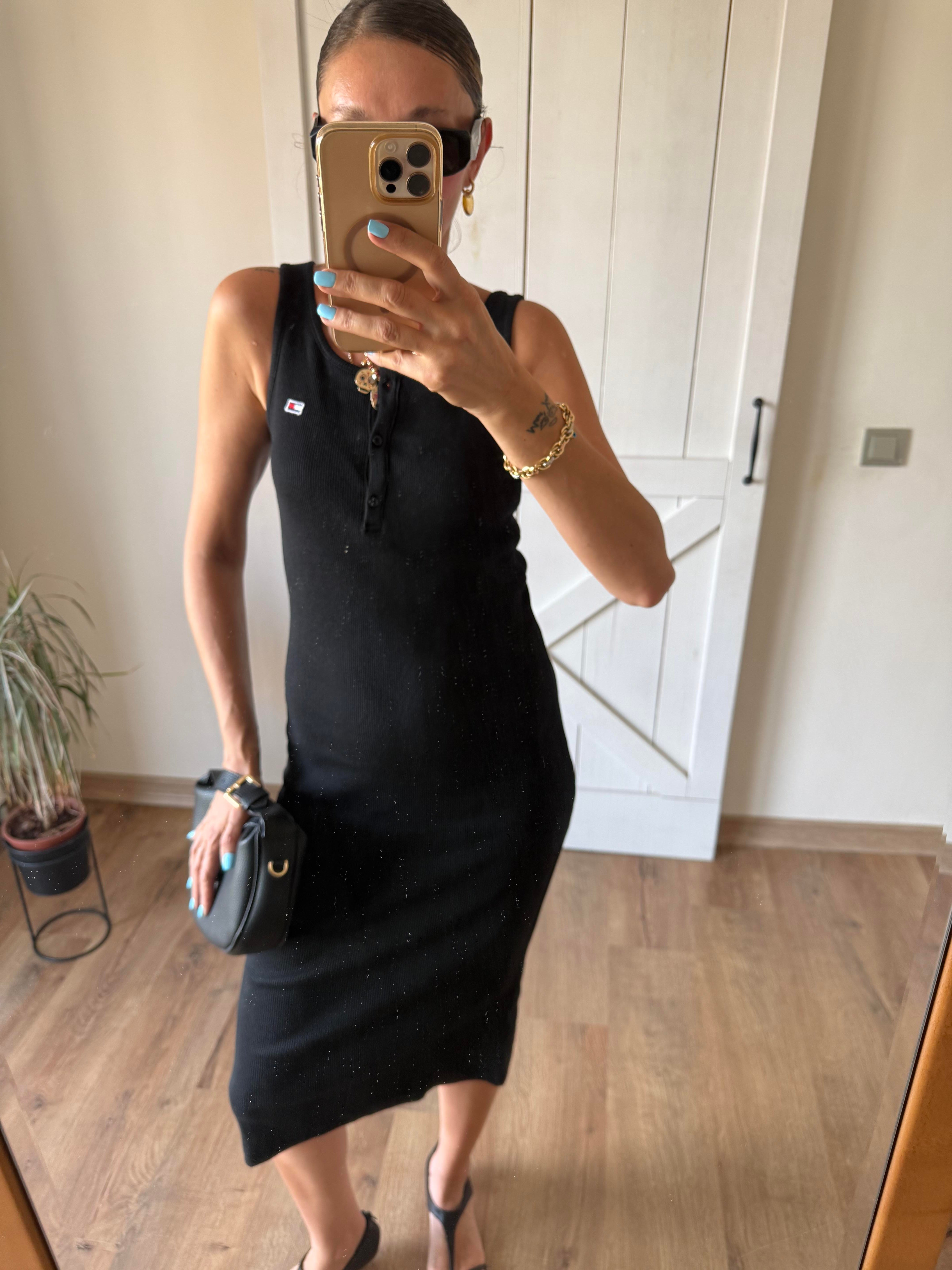 Siyah Düğmeli Thoer Elbise