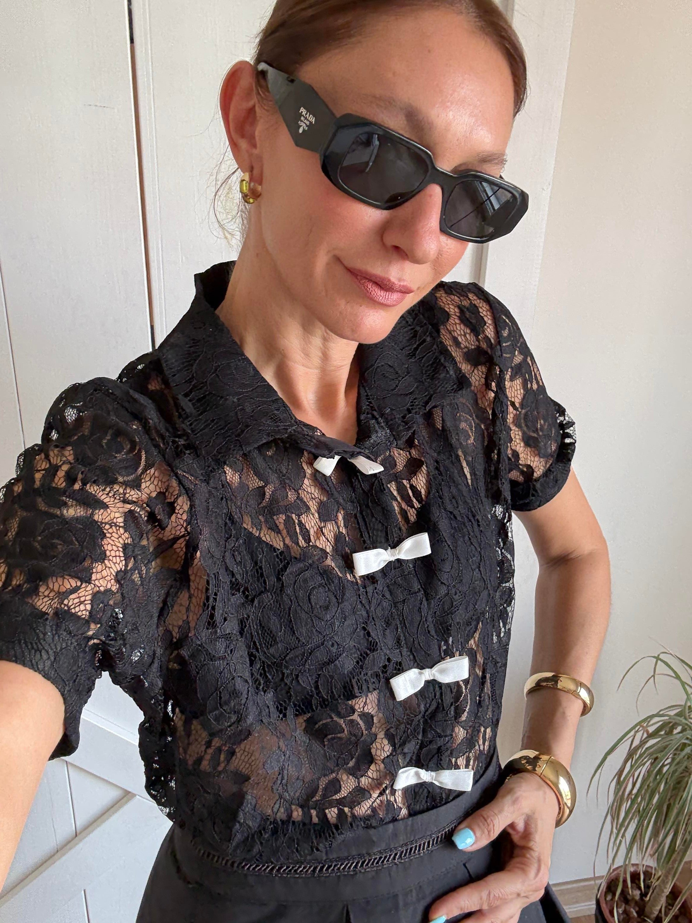 Siyah Fiyonklu Dantel Gömlek