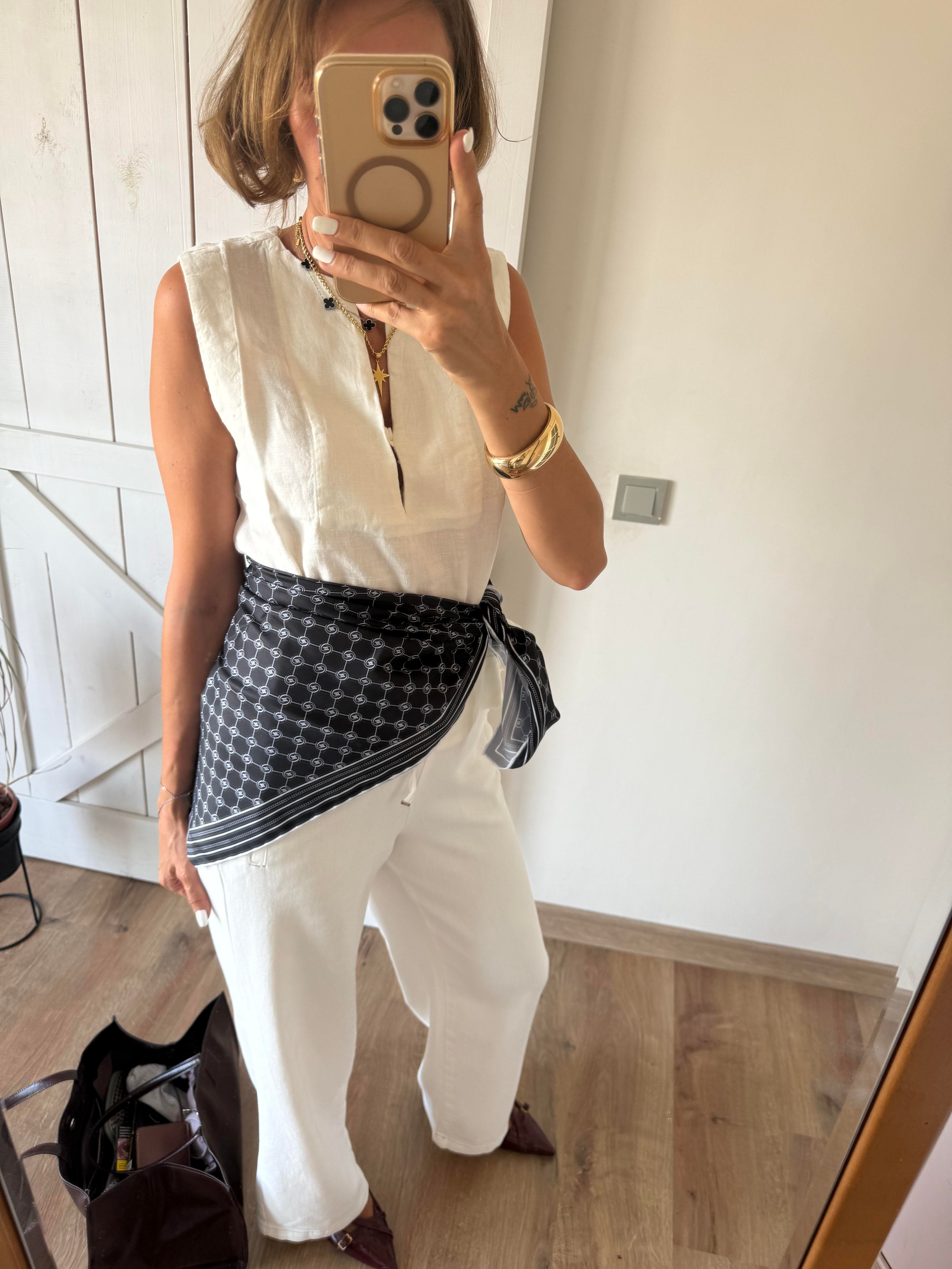 Siyah Logolu Kare Premium Şal/Eşarp