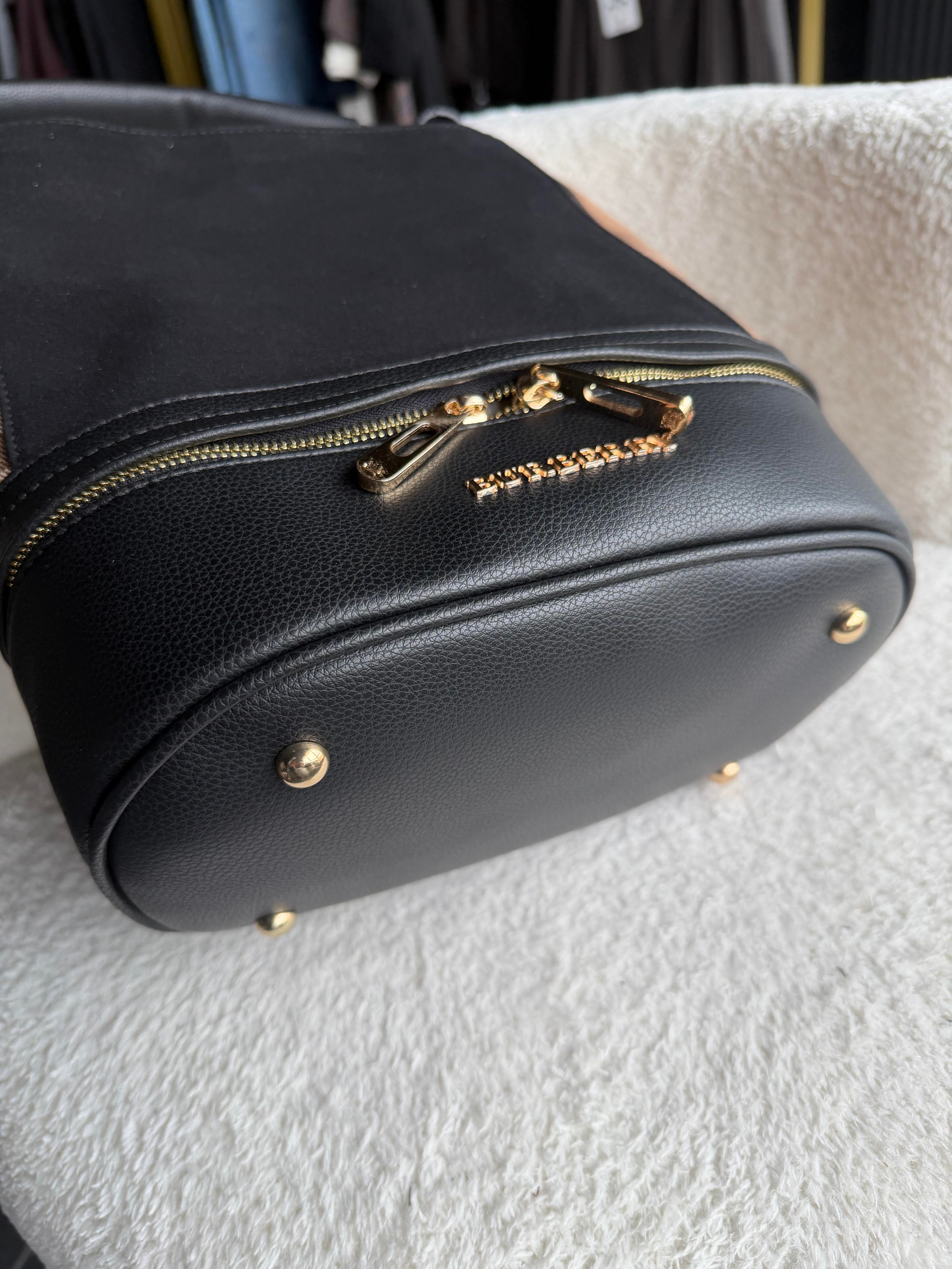 Siyah Premium Bağ Brry