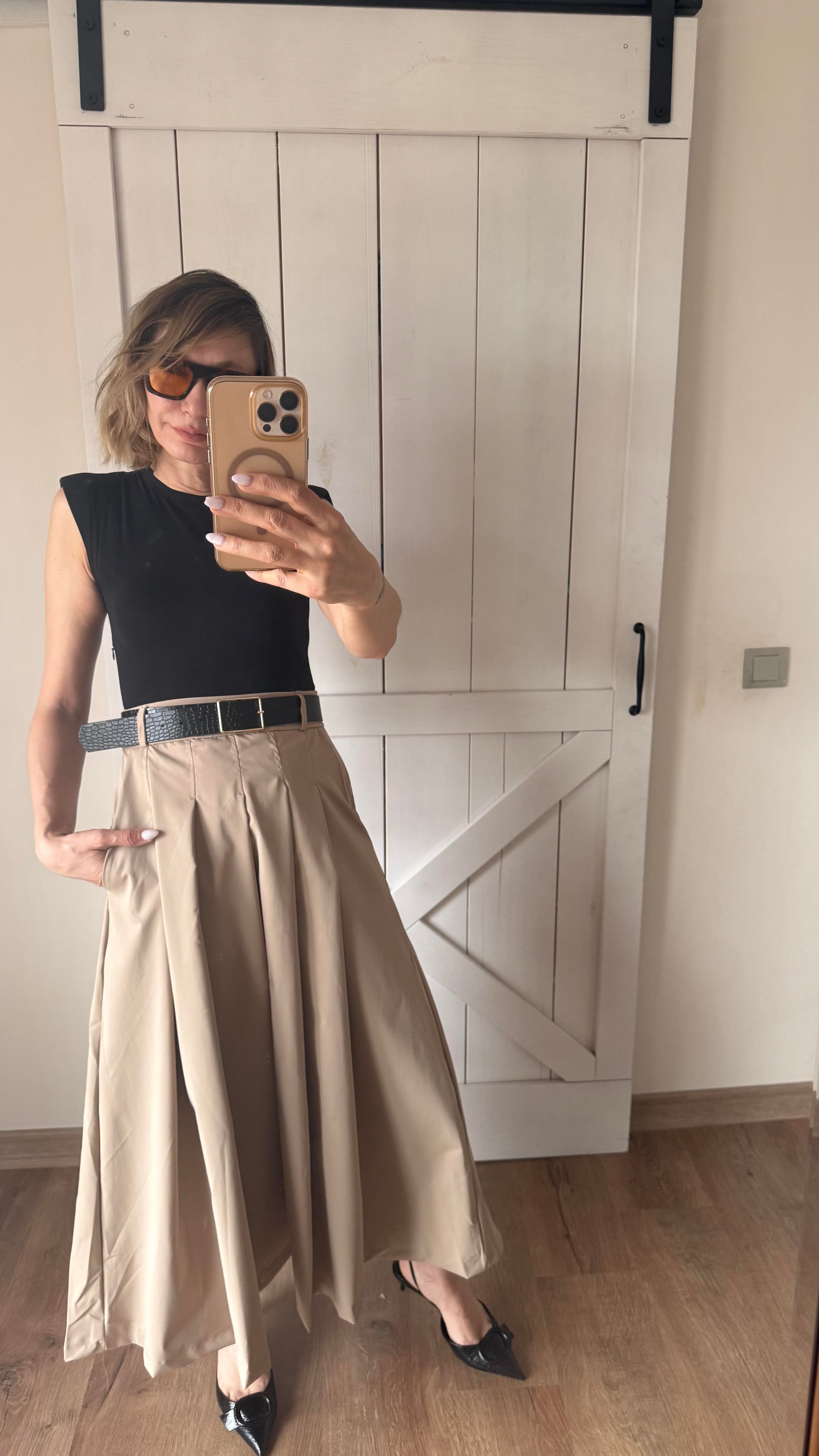 Siyah-Taba Vatkalı Ve Kemerli Kontrast Elbise